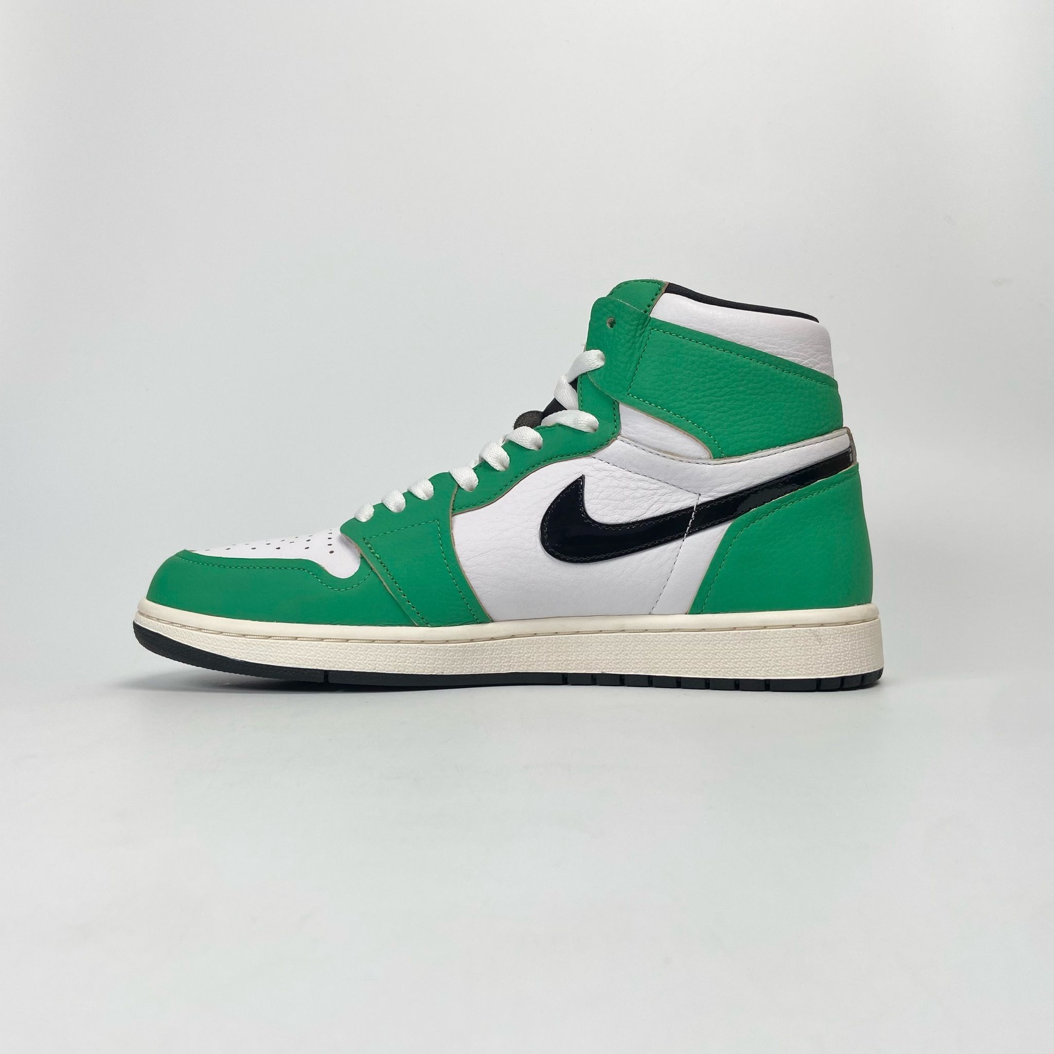 NIKE AIR JORDAN 1 RETRO HIGH LUCKY GREEN (W) DB4612-300