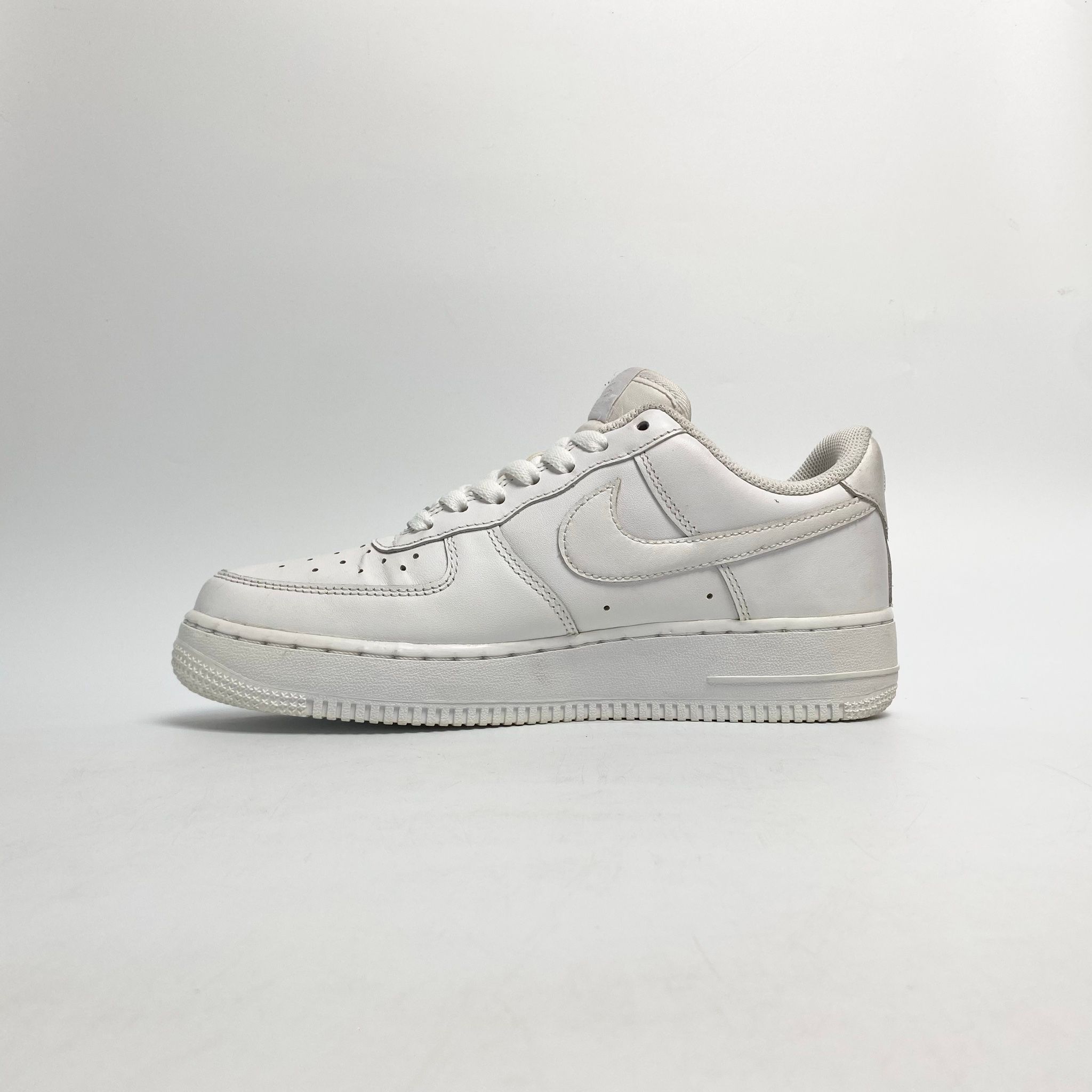 NIKE AIR FORCE 1 LOW WHITE 315115-112
