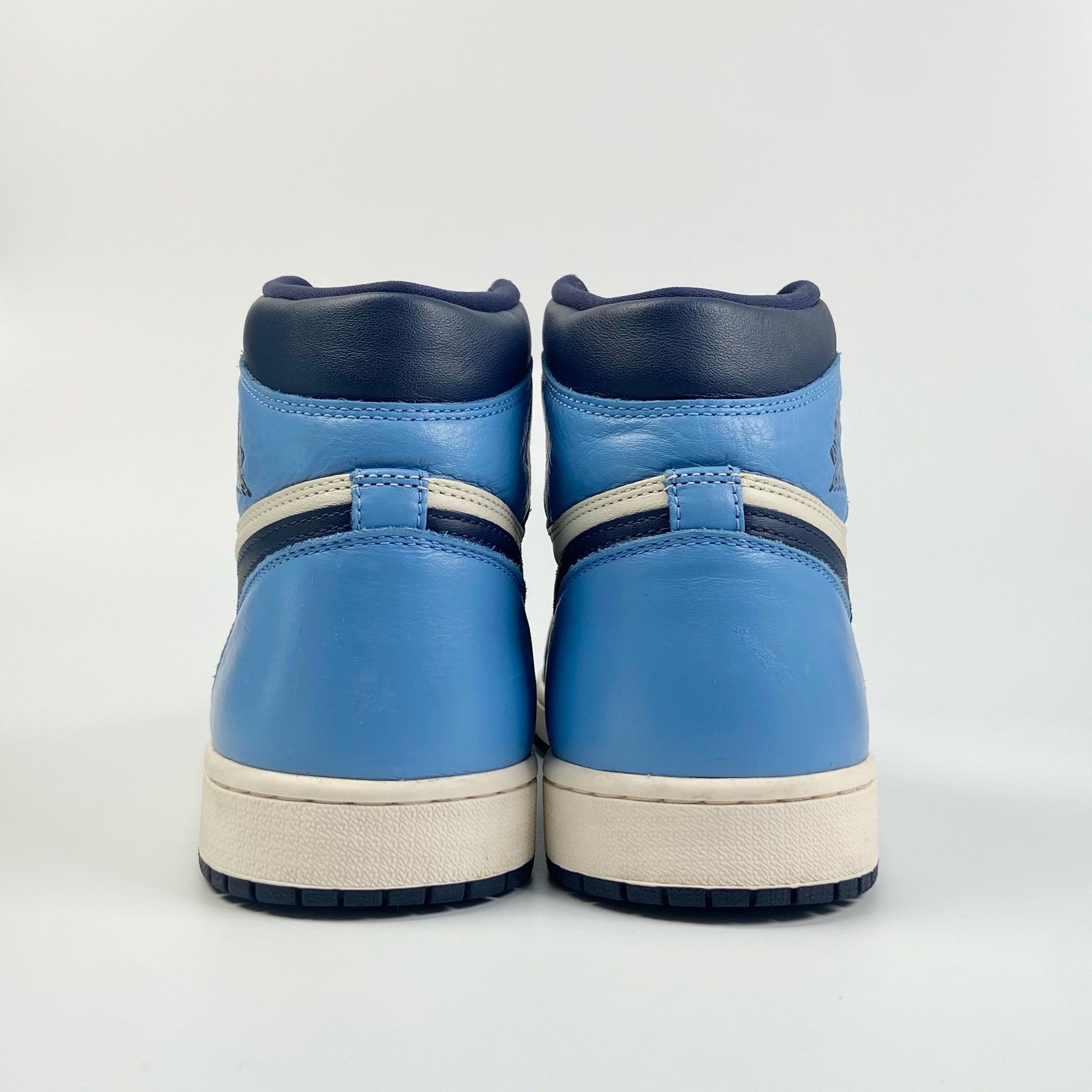 NIKE AIR JORDAN 1 RETRO HIGH OG OBSIDIAN 555088-140