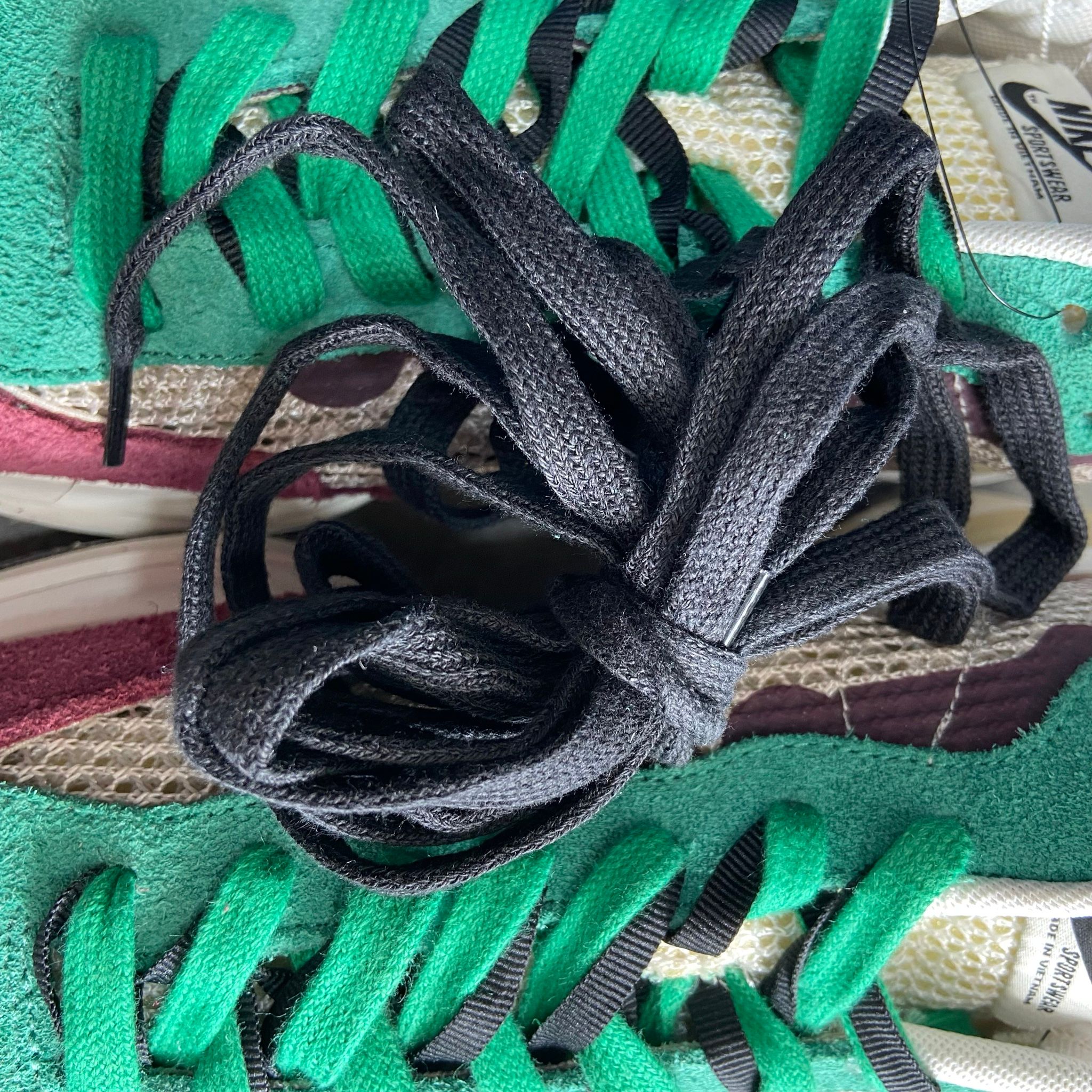 NIKE SACAI X VAPORWAFFLE SP VILLAIN RED DD3035-200