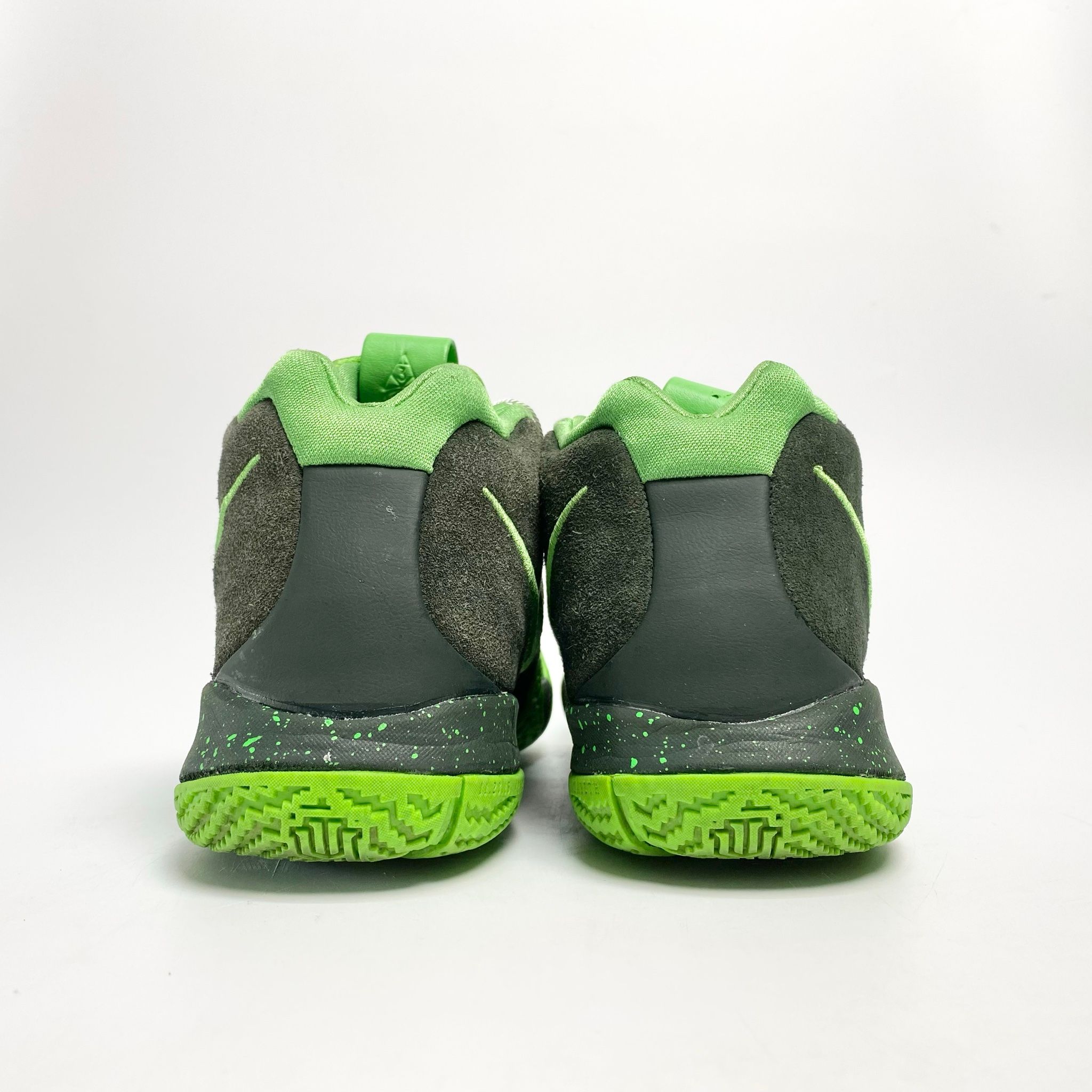 NIKE KYRIE 4 SPINACH GREEN AA2897-333