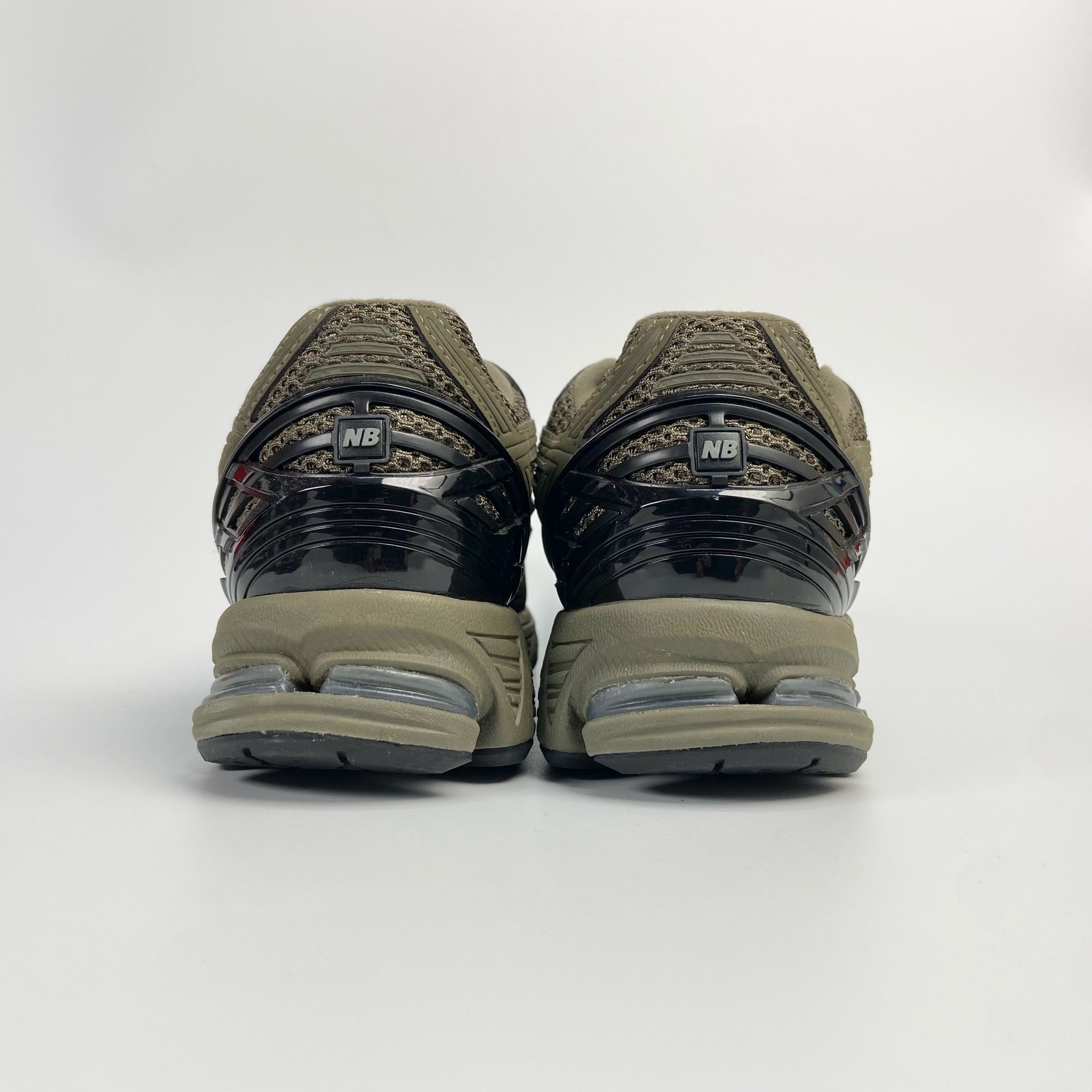 NEW BALANCE 1906R OLIVE GREEN BLACK M1906RFD