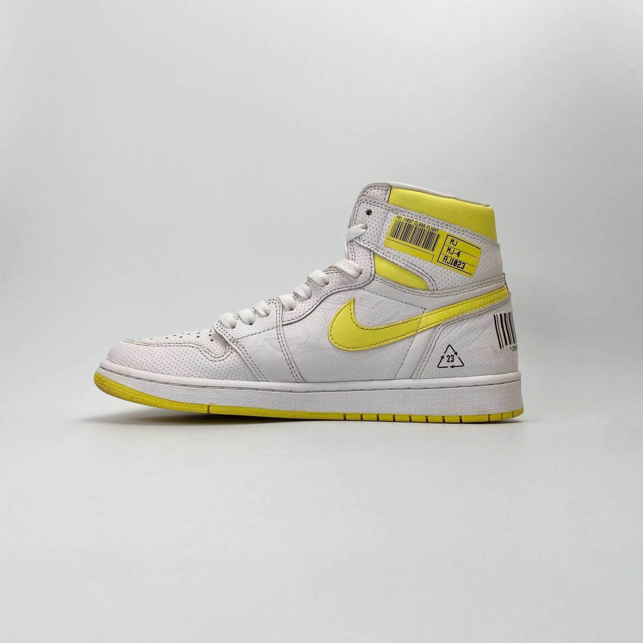 NIKE AIR JORDAN 1 RETRO HIGH OG FIRST CLASS FLIGHT 555088-170