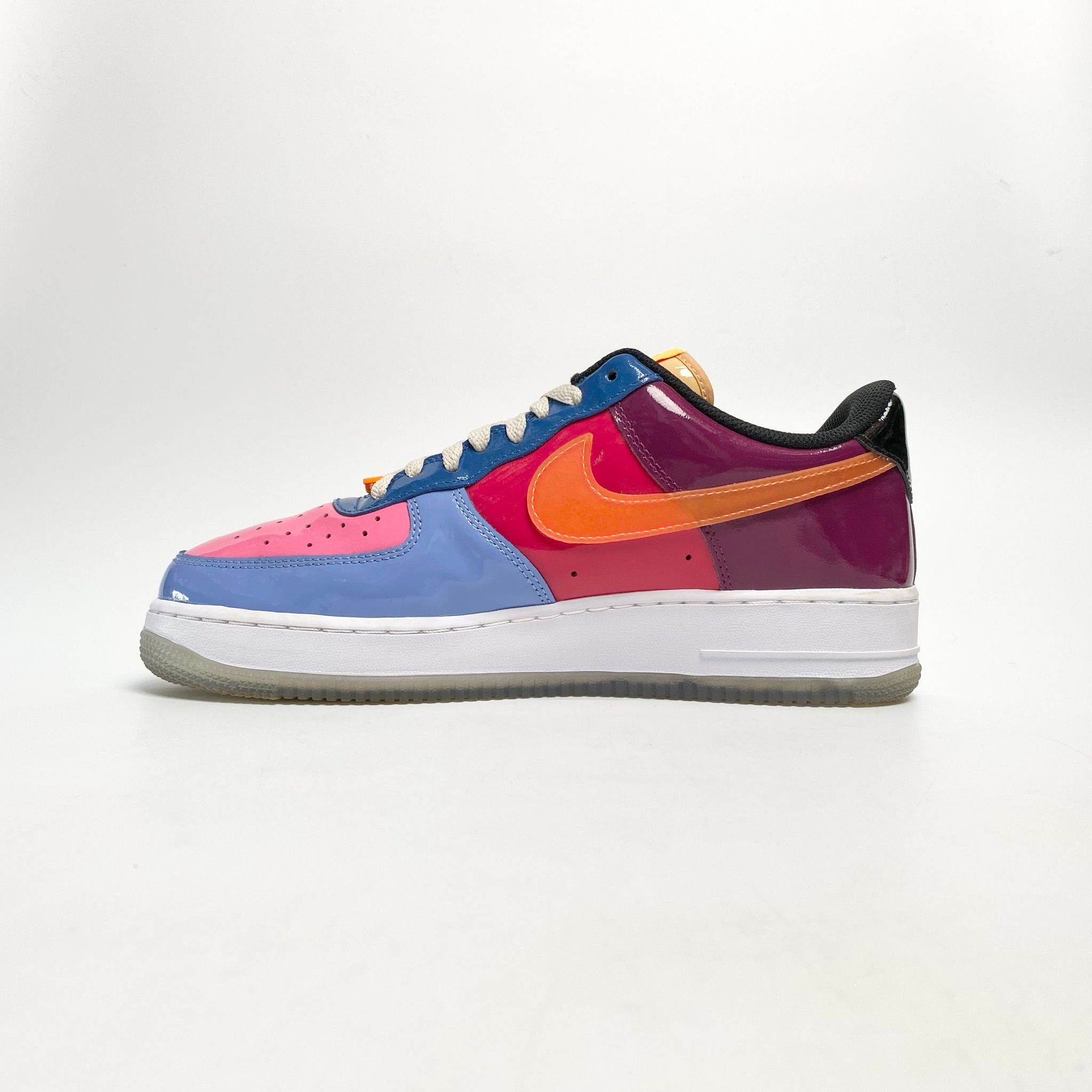 NIKE AIR FORCE 1 LOW X UNDEFEATED TOTAL ORANGE DV5255-400