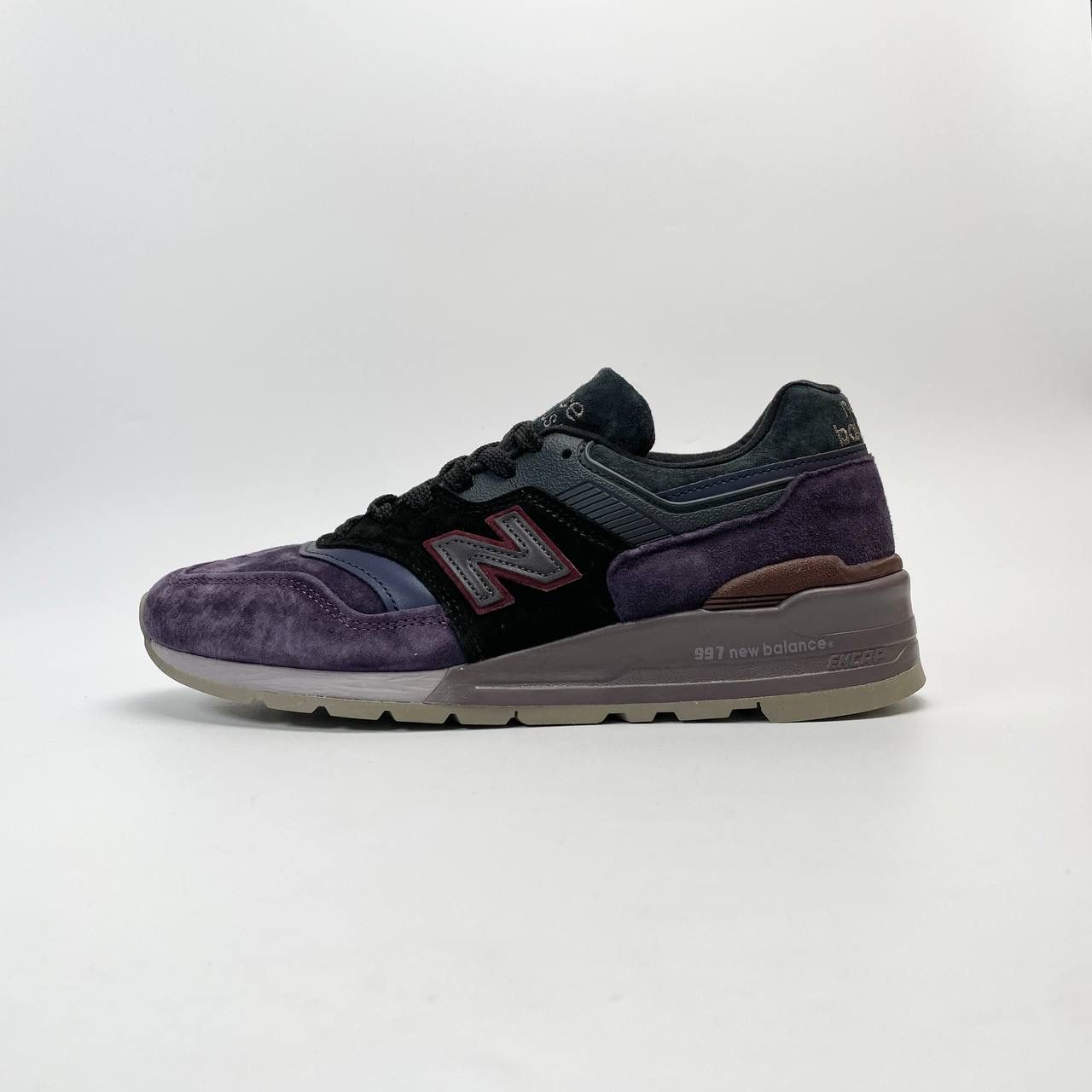 NEW BALANCE 997 MADE IN USA BARF M997NAK