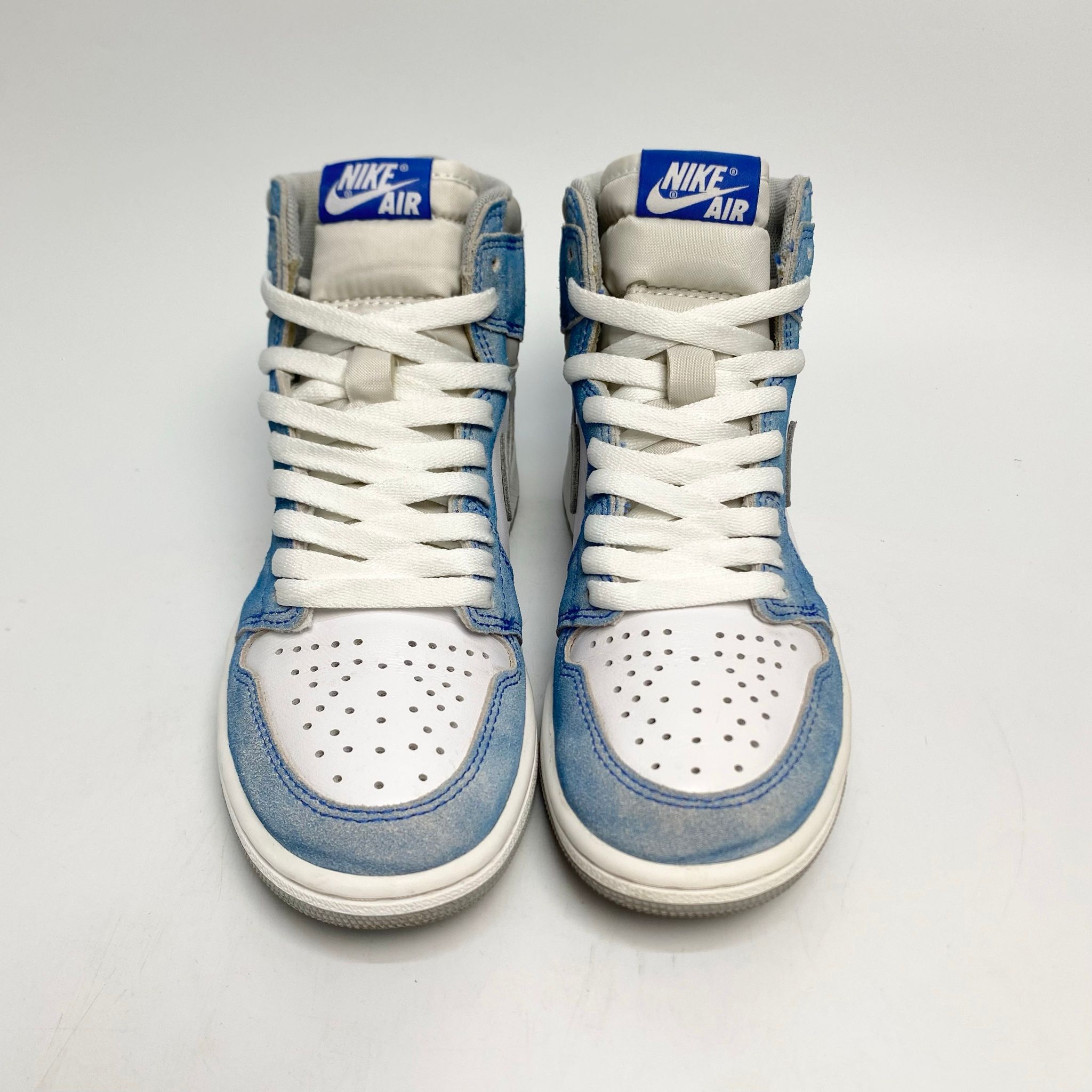 NIKE AIR JORDAN 1 RETRO HIGH OG HYPER ROYAL 555088-402