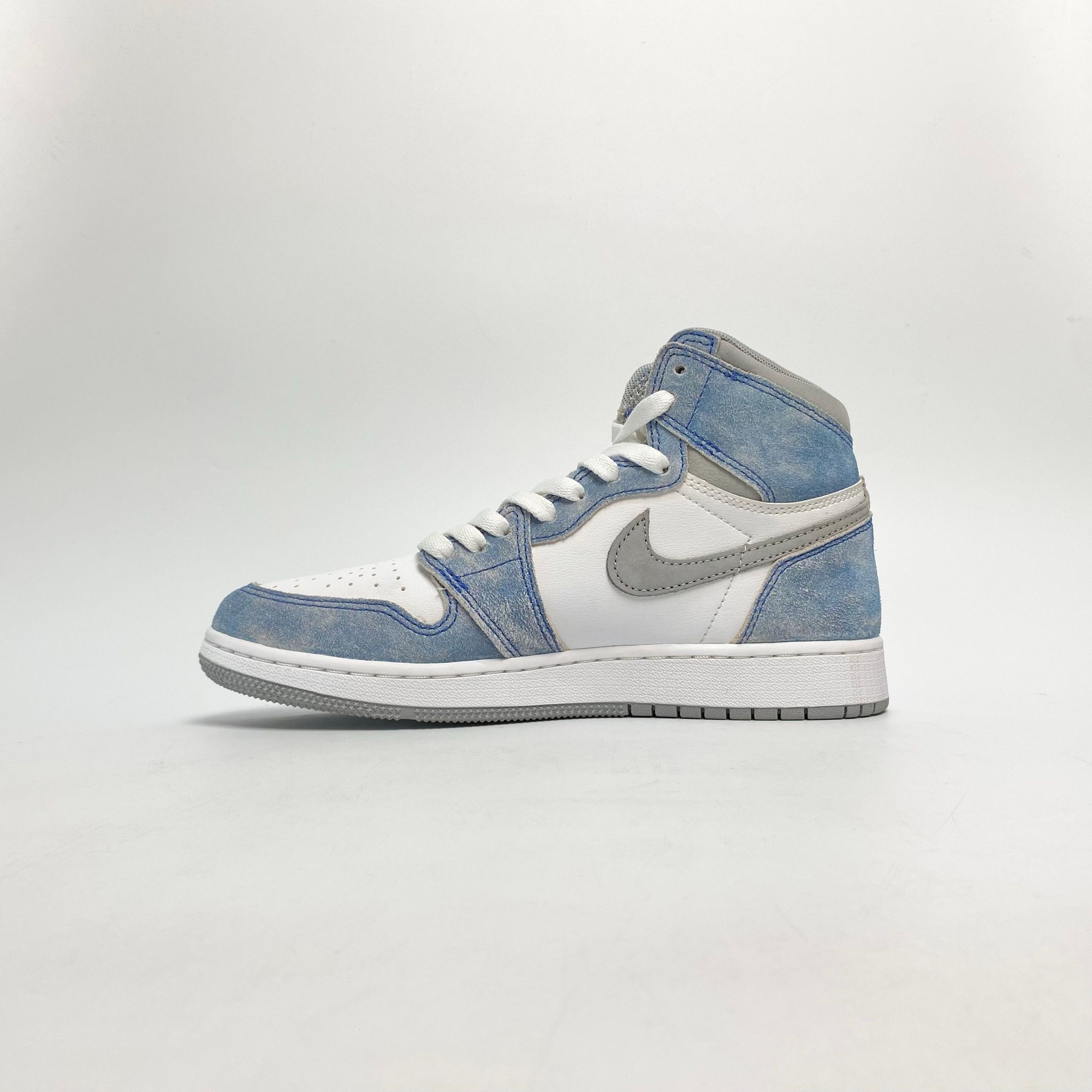 NIKE AIR JORDAN 1 RETRO HIGH OG GS HYPER ROYAL 575441-402