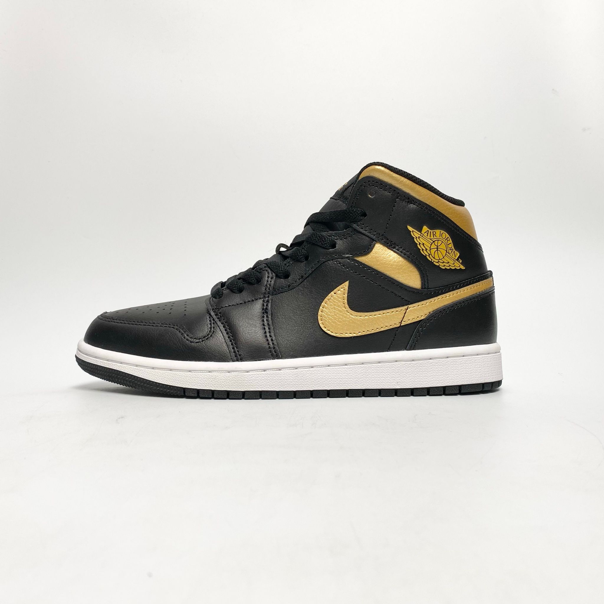 NIKE AIR JORDAN 1 MID SHOES BLACK METALLIC GOLD WHITE DQ8426071