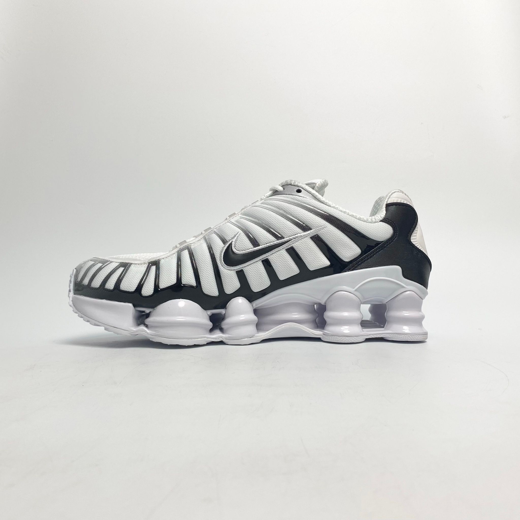 NIKE SHOX TL WHITE PLATINUM AV3595-102
