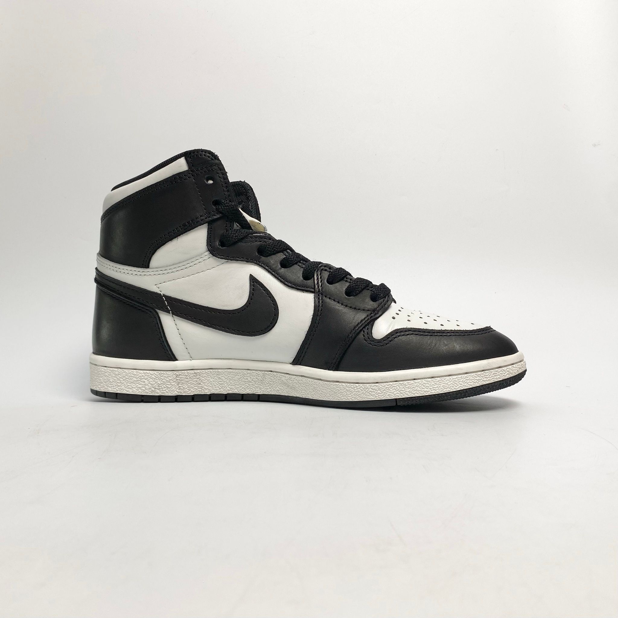 NIKE AIR JORDAN 1 HIGH 85 BLACK WHITE BQ4422-001