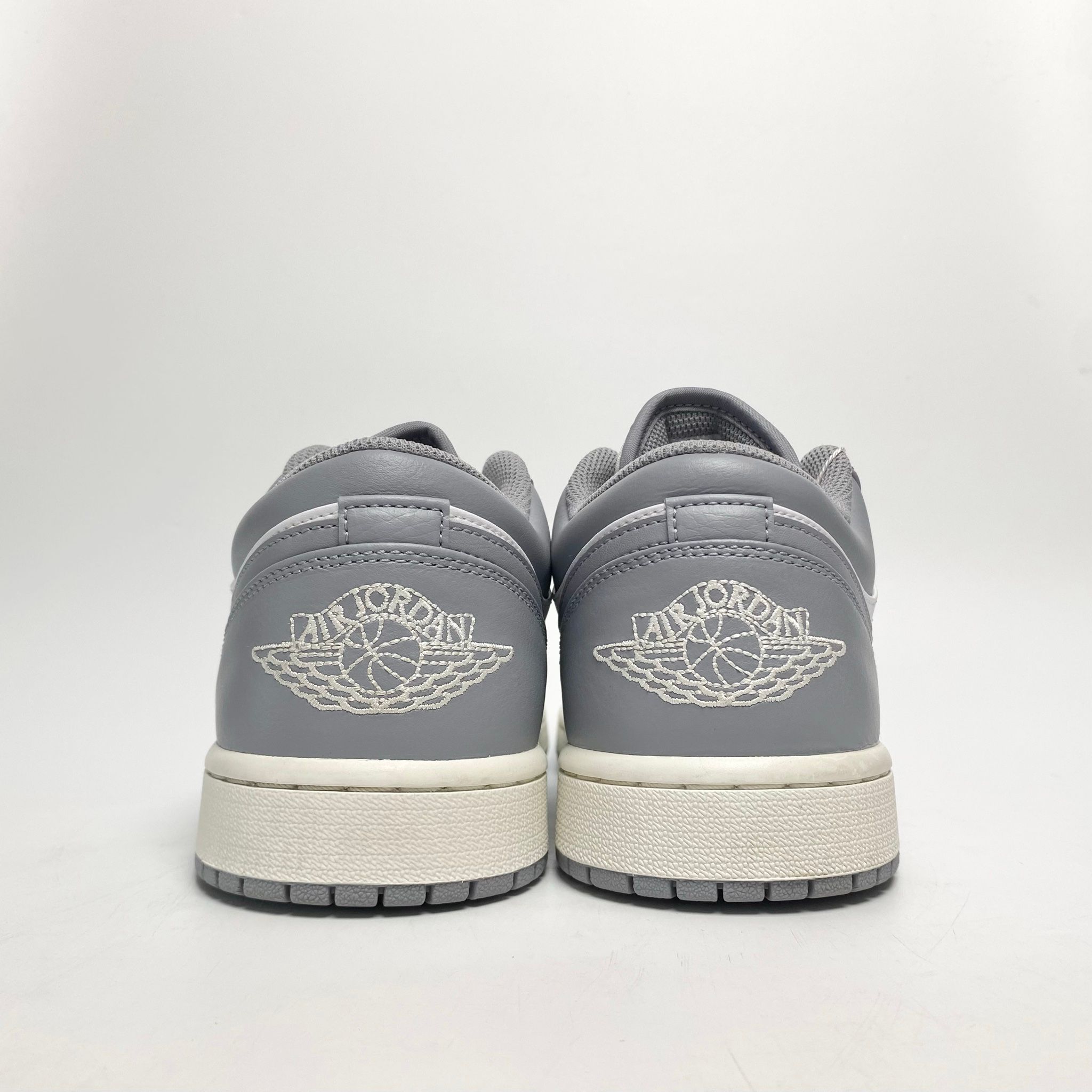 NIKE AIR JORDAN 1 LOW VINTAGE GREY 553558-053
