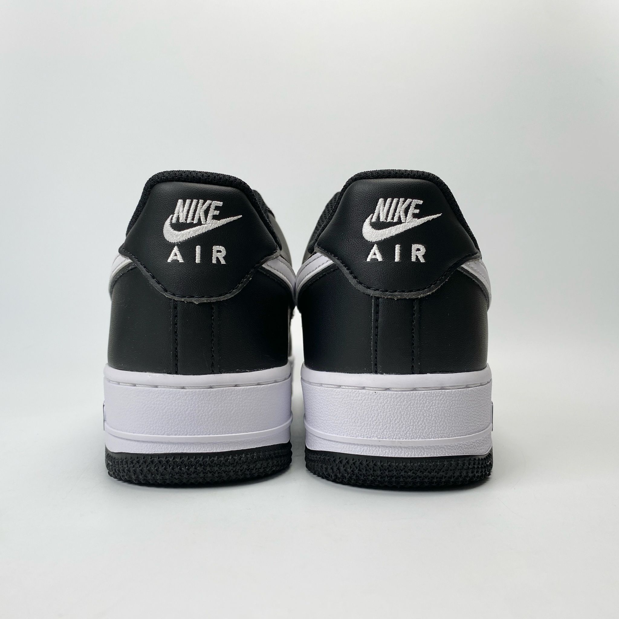 NIKE AIR FORCE 1 LOW PANDA DV0788-001