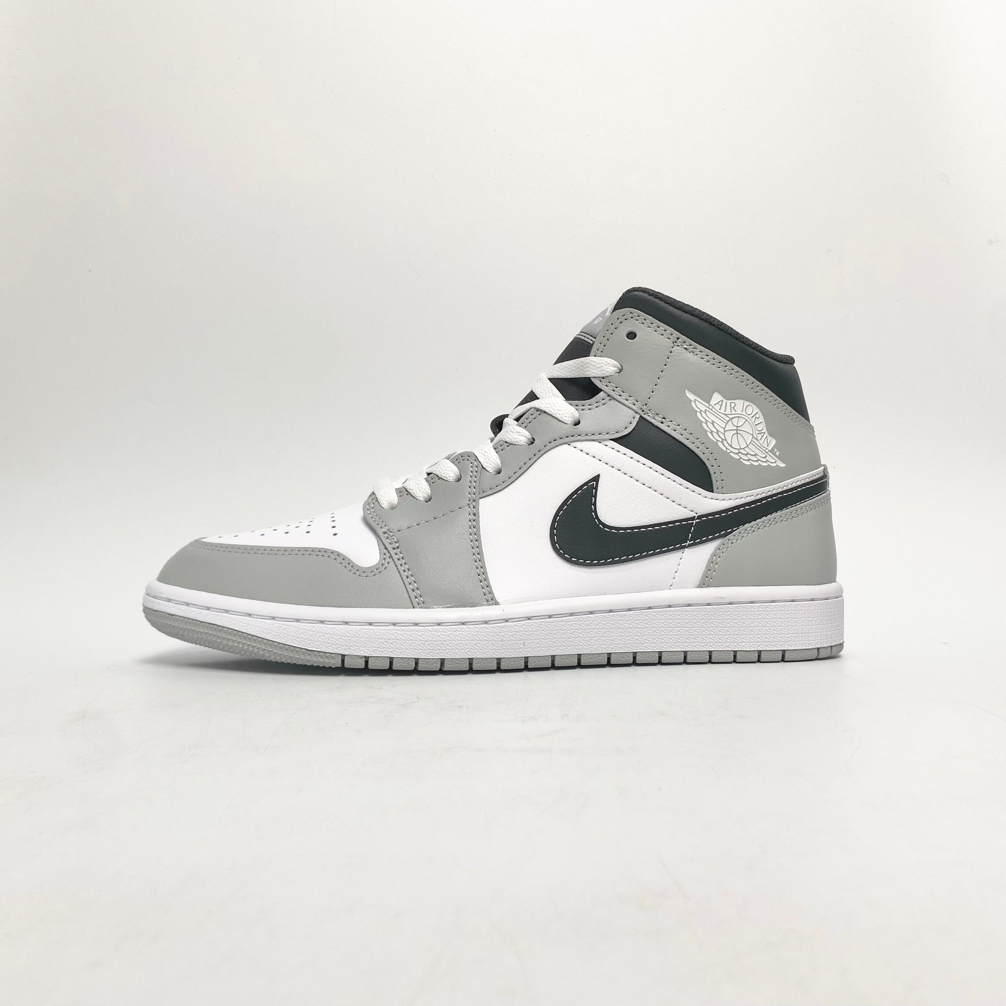 NIKE AIR JORDAN 1 MID LIGHT SMOKE GREY 554724-078