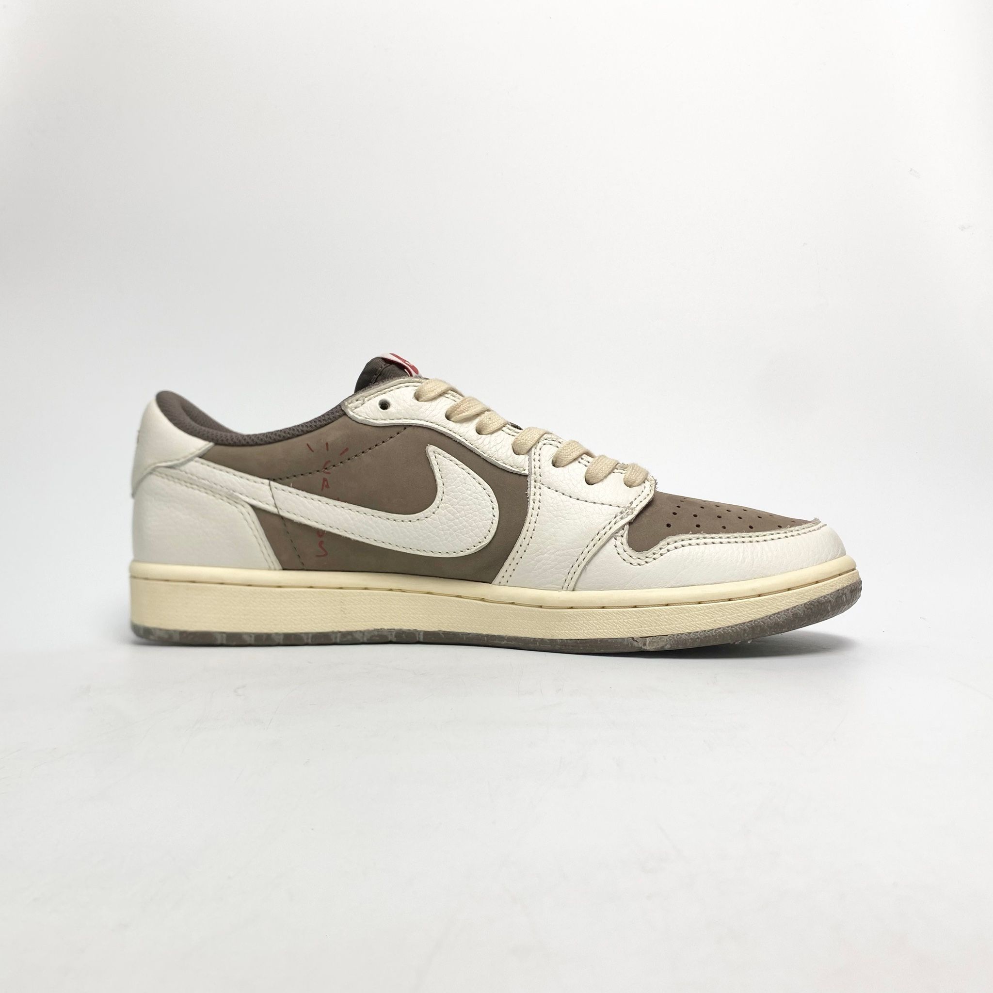 NIKE AIR JORDAN 1 TRAVIS SCOTT REVERSE MOCHA DM7866-162