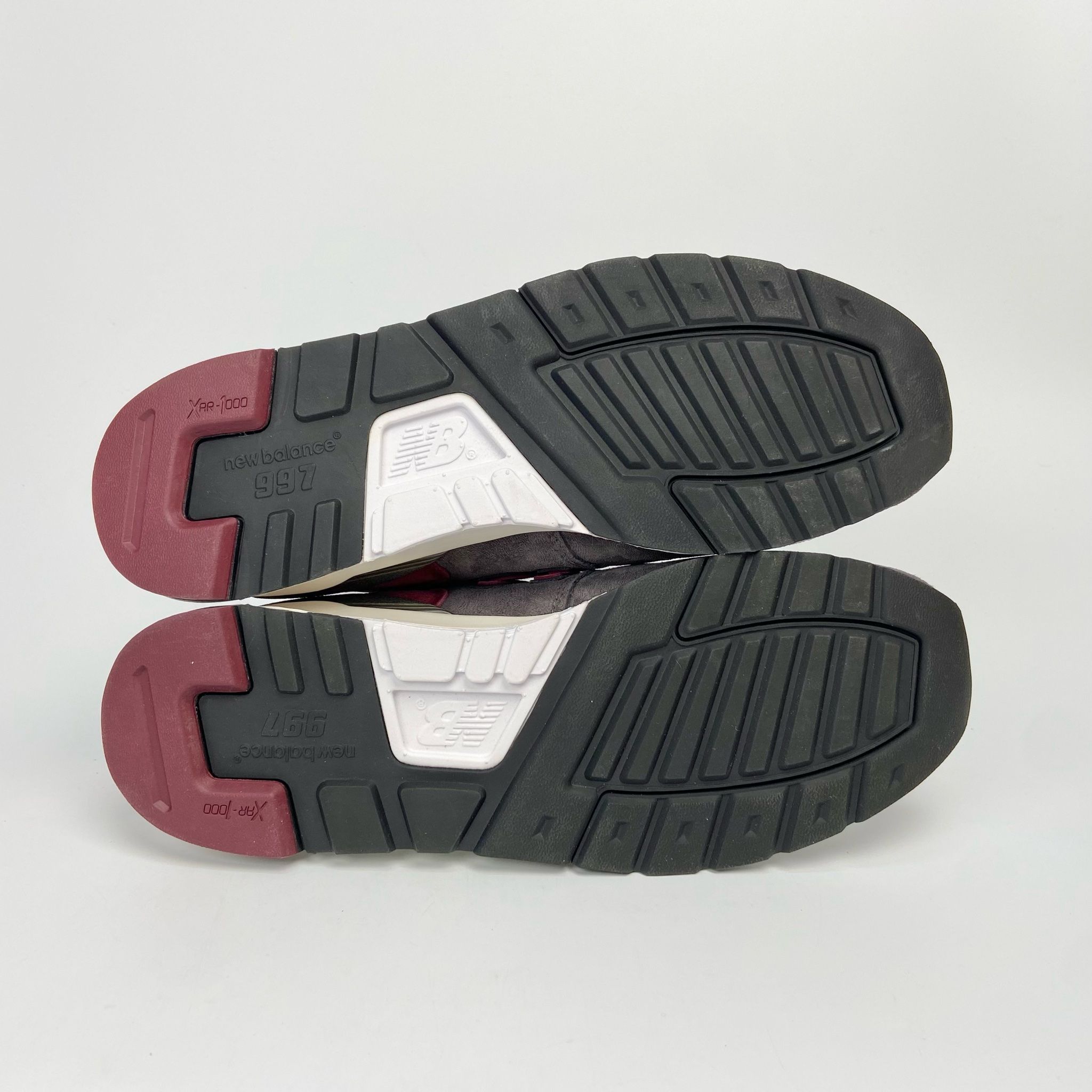 NEW BALANCE 997CONNOISSEUR GUITAR GREY BURGUNDY