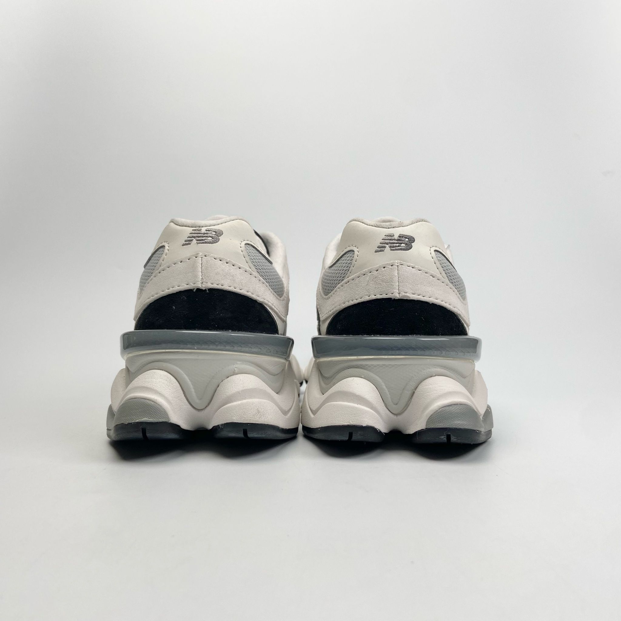NEW BALNCE 9060 BLACK WHITE OREO U9060JBB