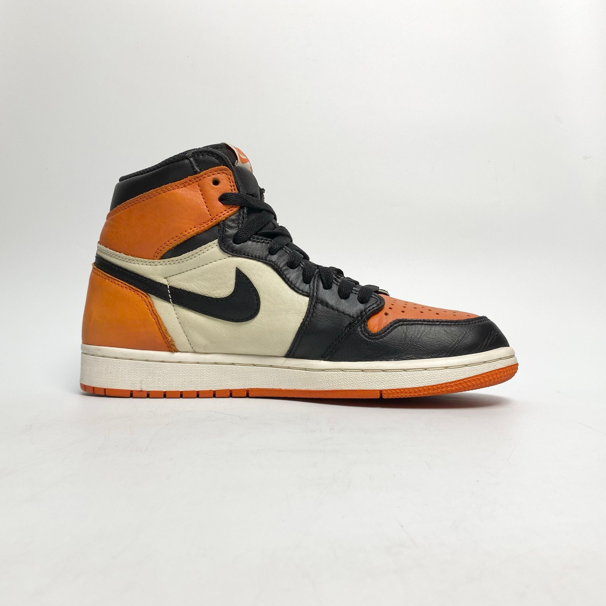 NIKE AIR JORDAN 1 RETRO SHATTERED BACKBOARD 555088-005