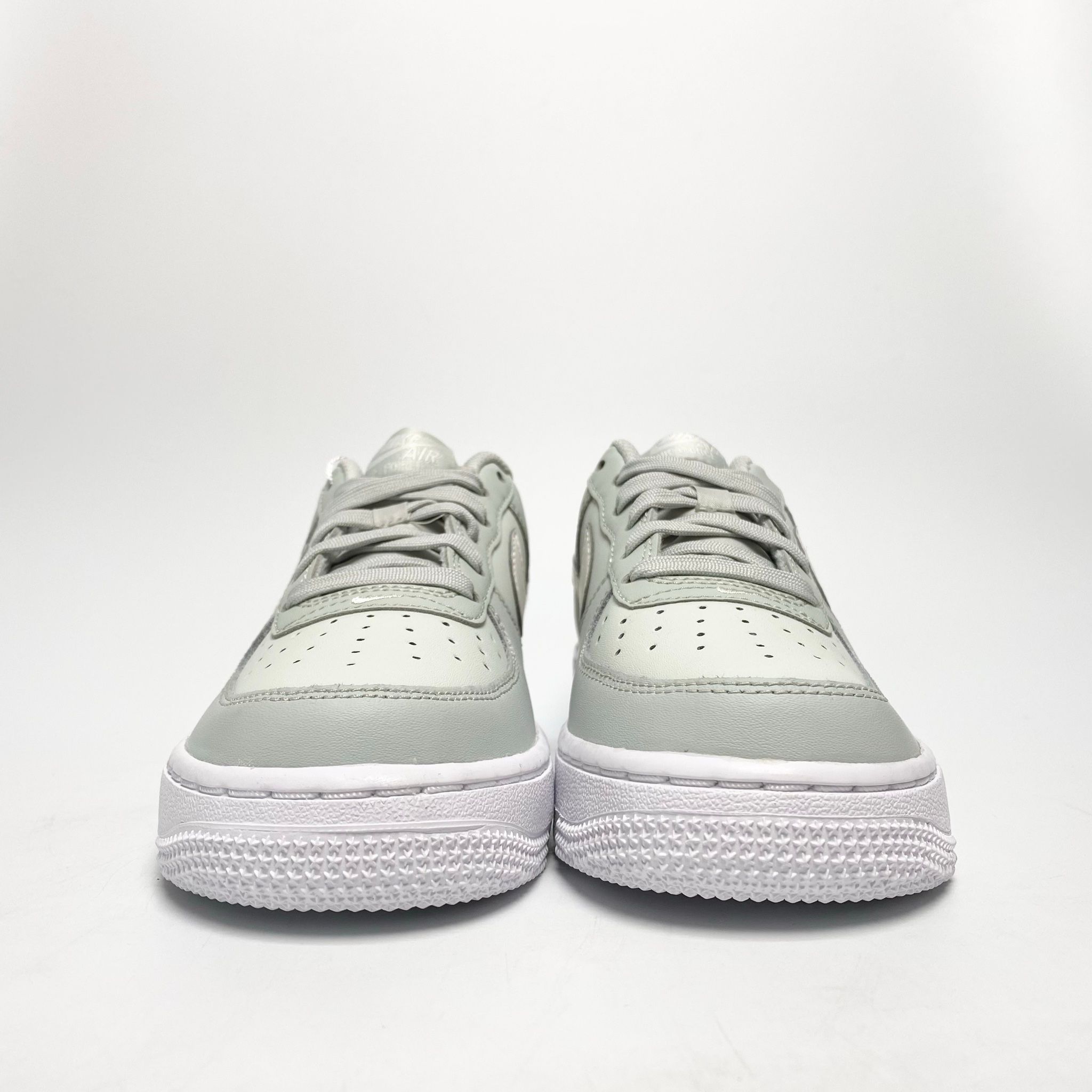 NIKE AIR FORCE 1 LOW LIGHT SILVER SPRUCE AURA WHITE SAIL (GS) FV5948-007