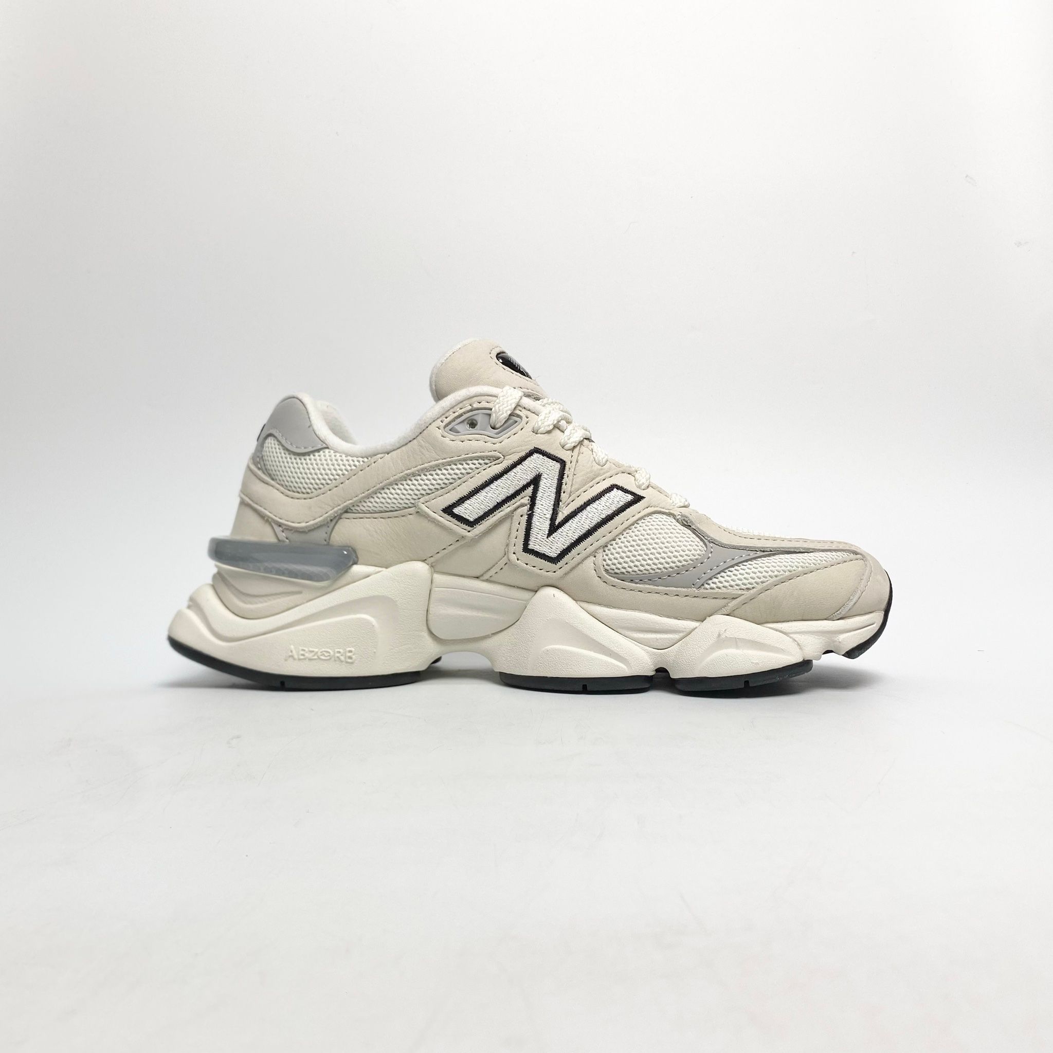 NEW BALANCE 9060 LIGHT BONE U9060ZGF