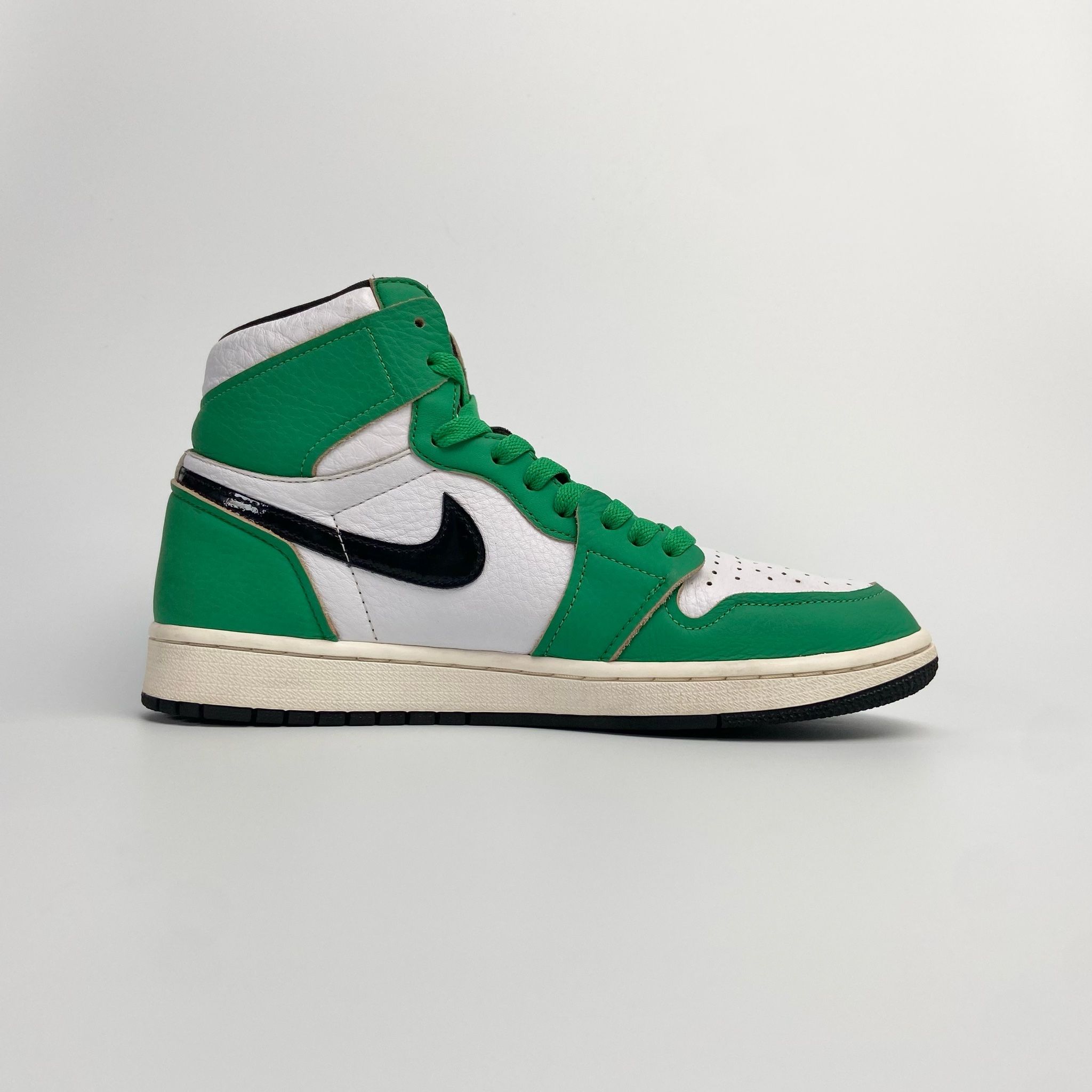 NIKE AIR JORDAN 1 RETRO HIGH LUCKY GREEN DB4612-300
