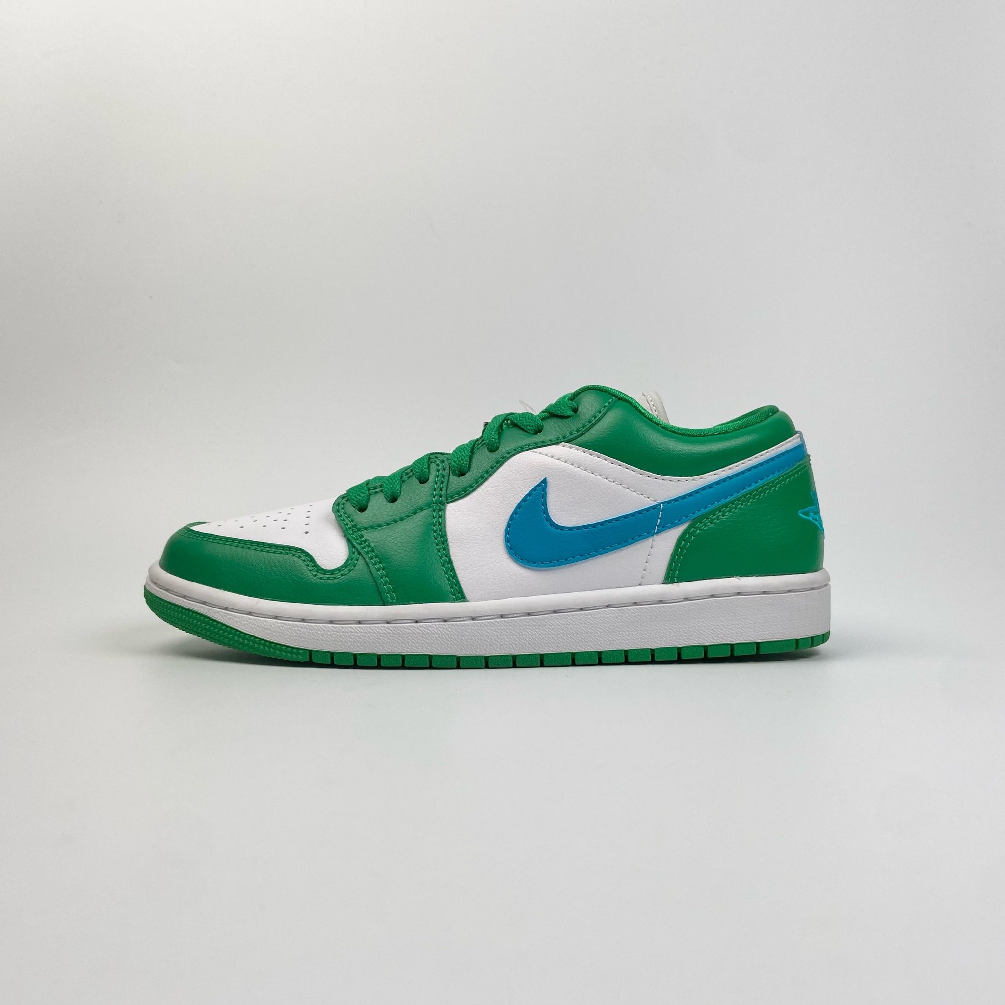 NIKE AIR JORDAN 1 LOW LUCKY GREEN DC0774-304