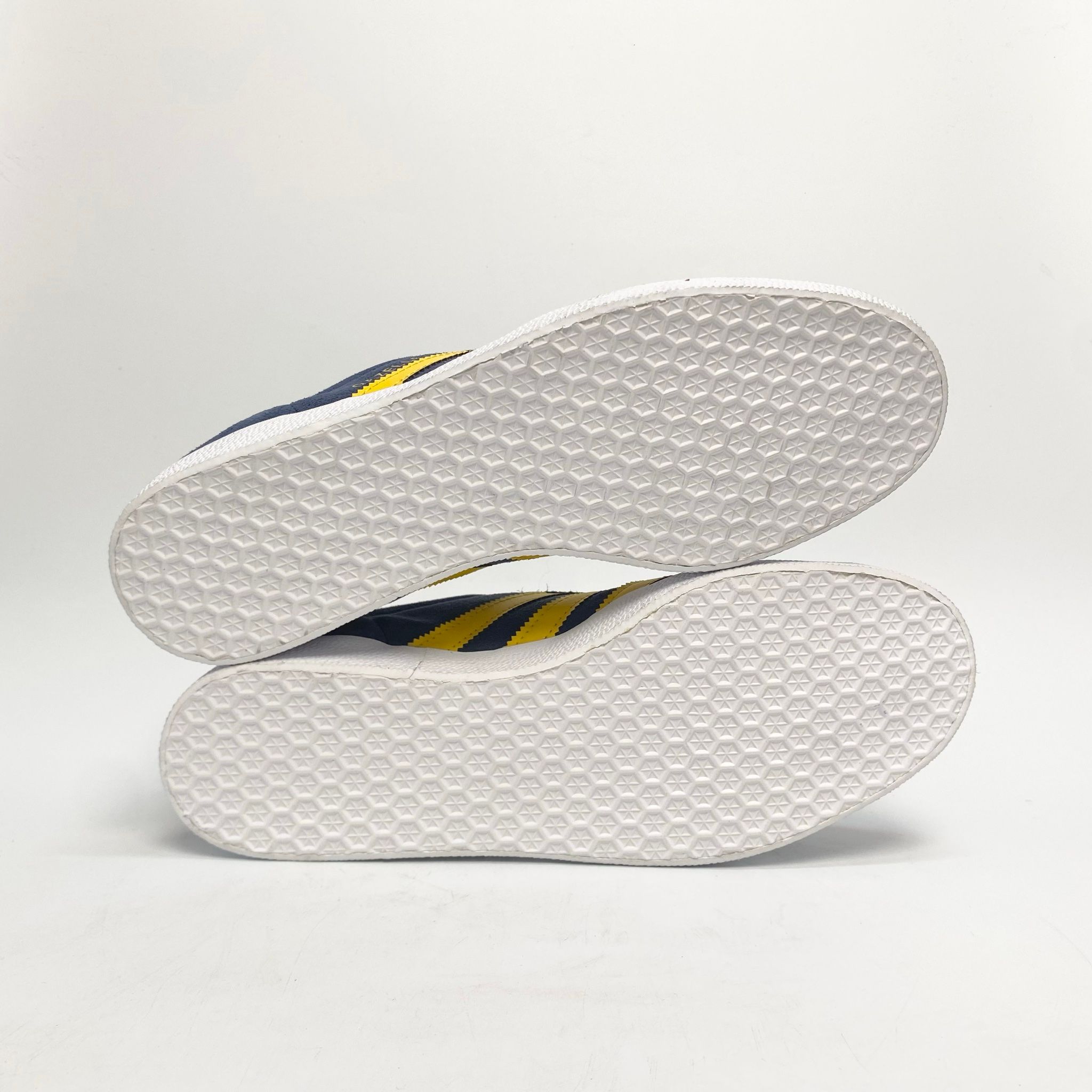 ADIDAS ARSENAL FC X GAZELLE NAVY TRIBE YELLOW IE8500
