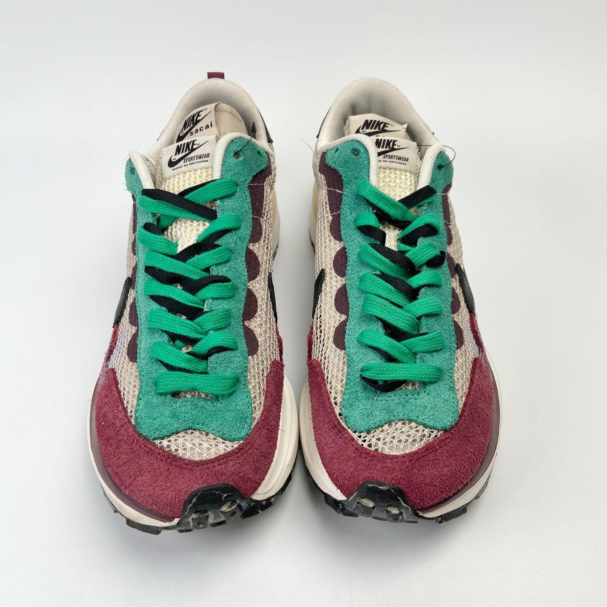 NIKE SACAI X VAPORWAFFLE SP VILLAIN RED DD3035-200