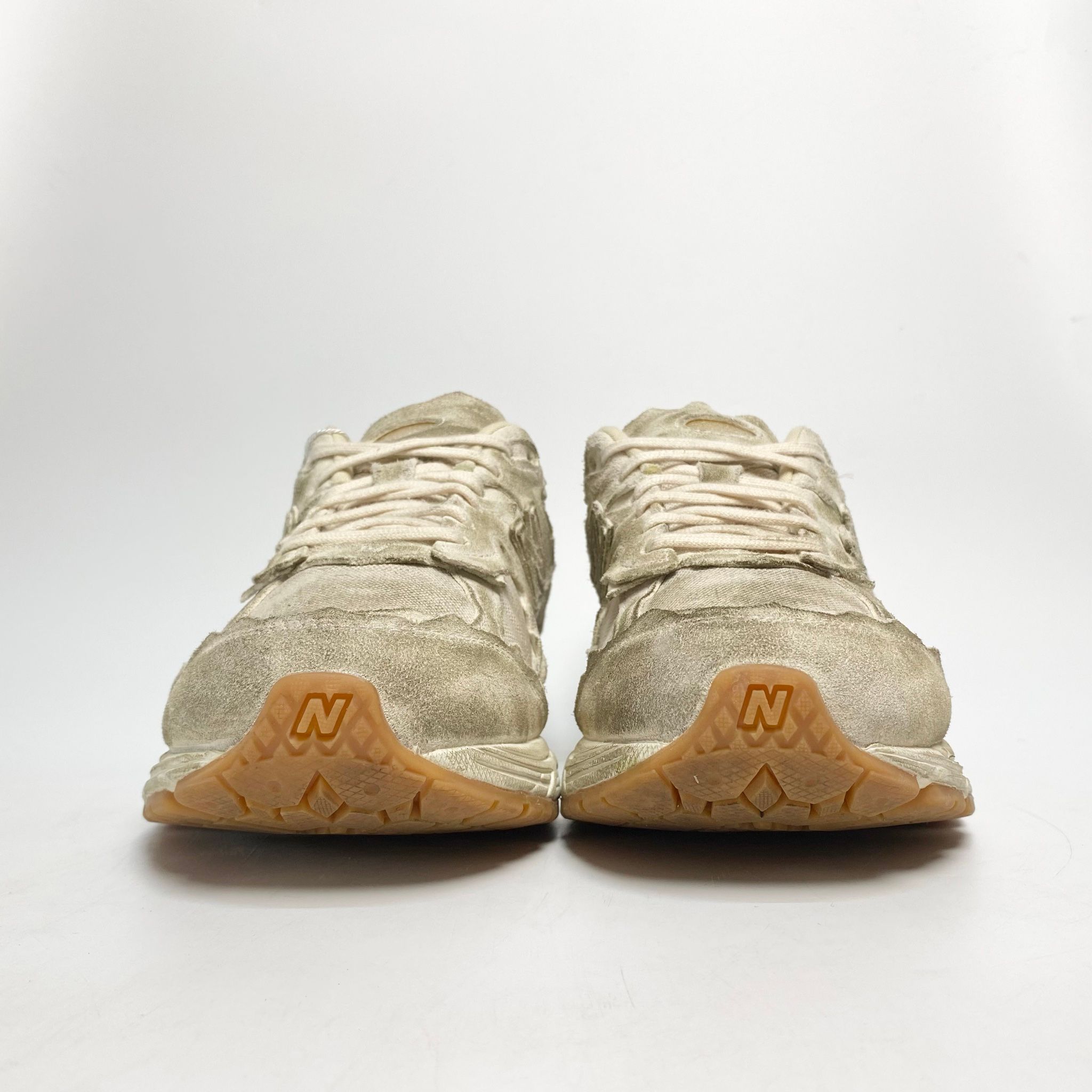 NEW BALANCE 2002R PROTECTION PACK DISTRESSED M2002RDG