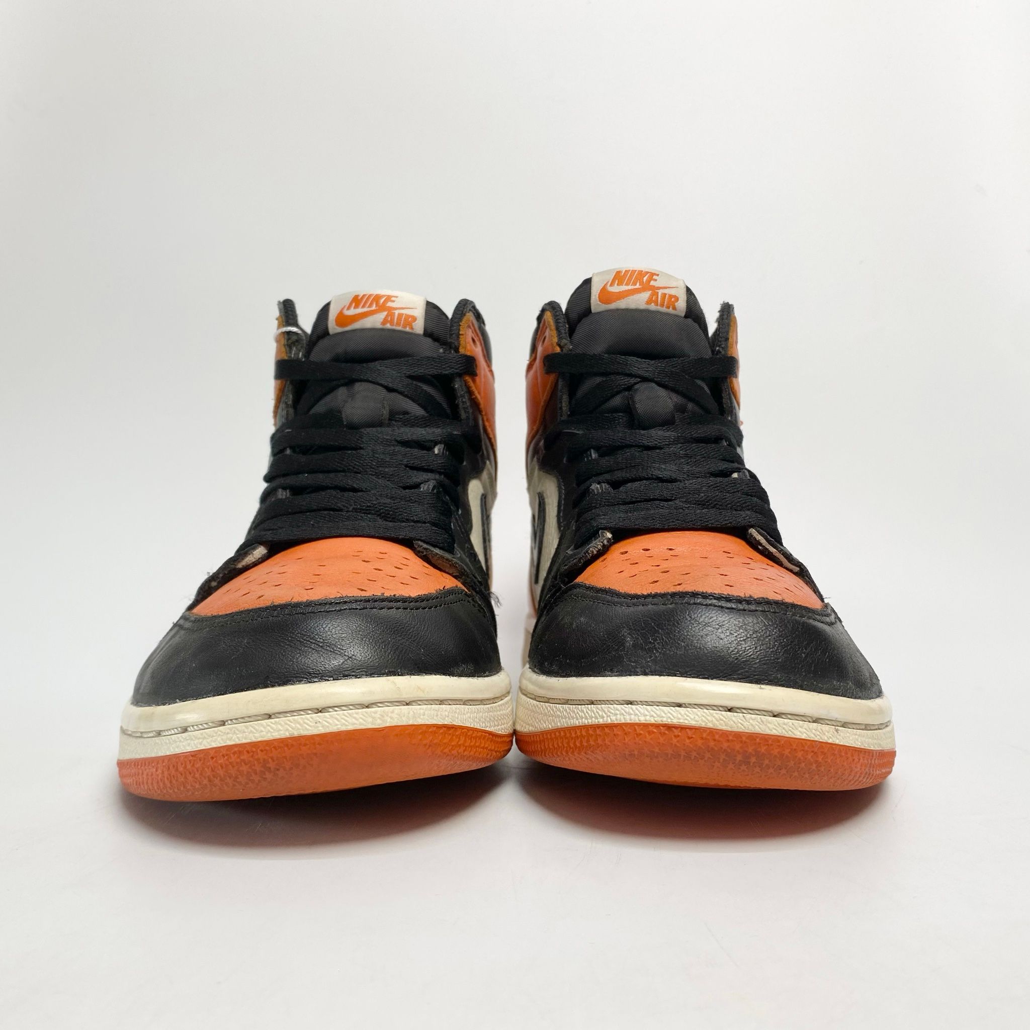 NIKE AIR JORDAN 1 RETRO SHATTERED BACKBOARD 555088-005