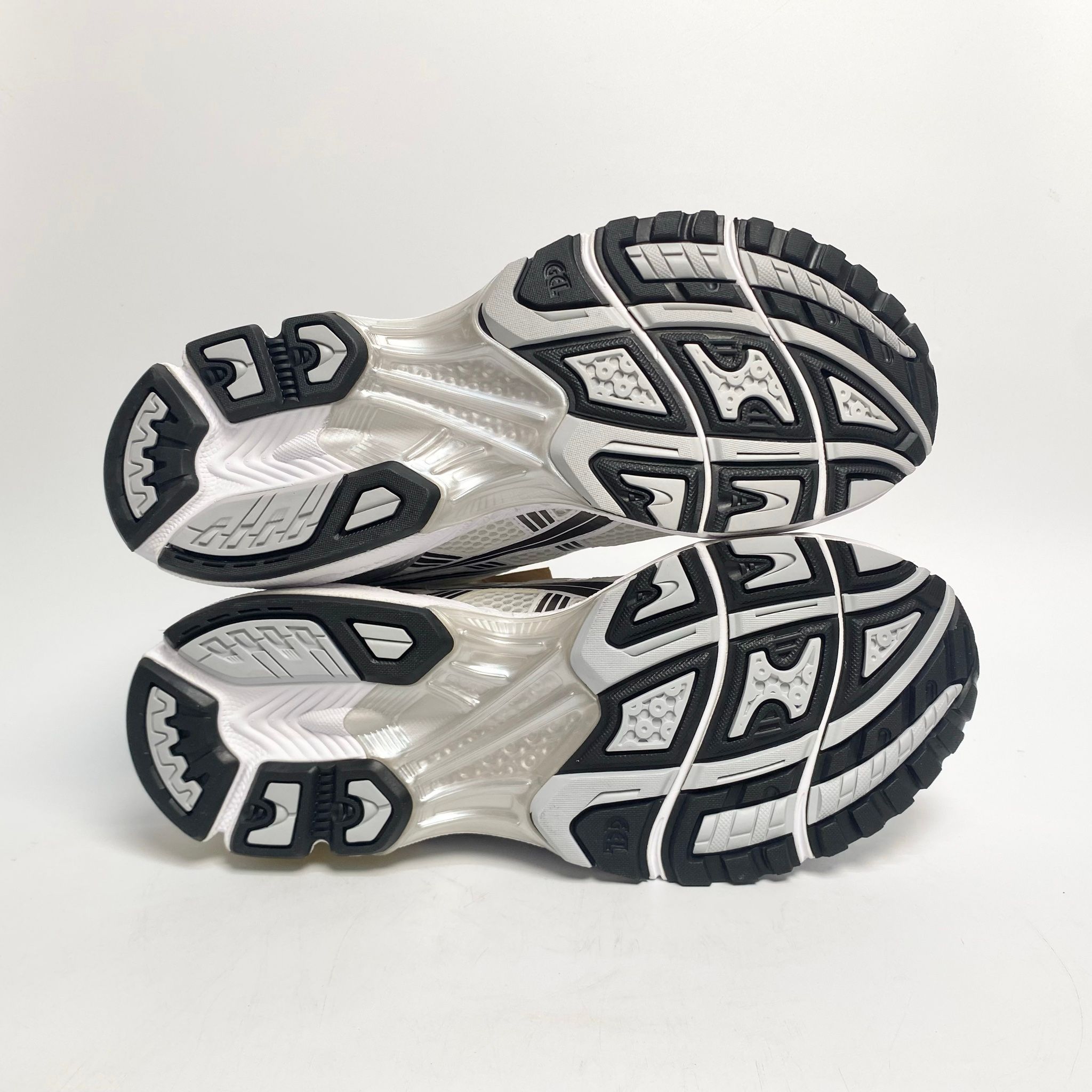 ASICS GEL-KAYANO 14 TAI CHI YELLOW 1203A537-101