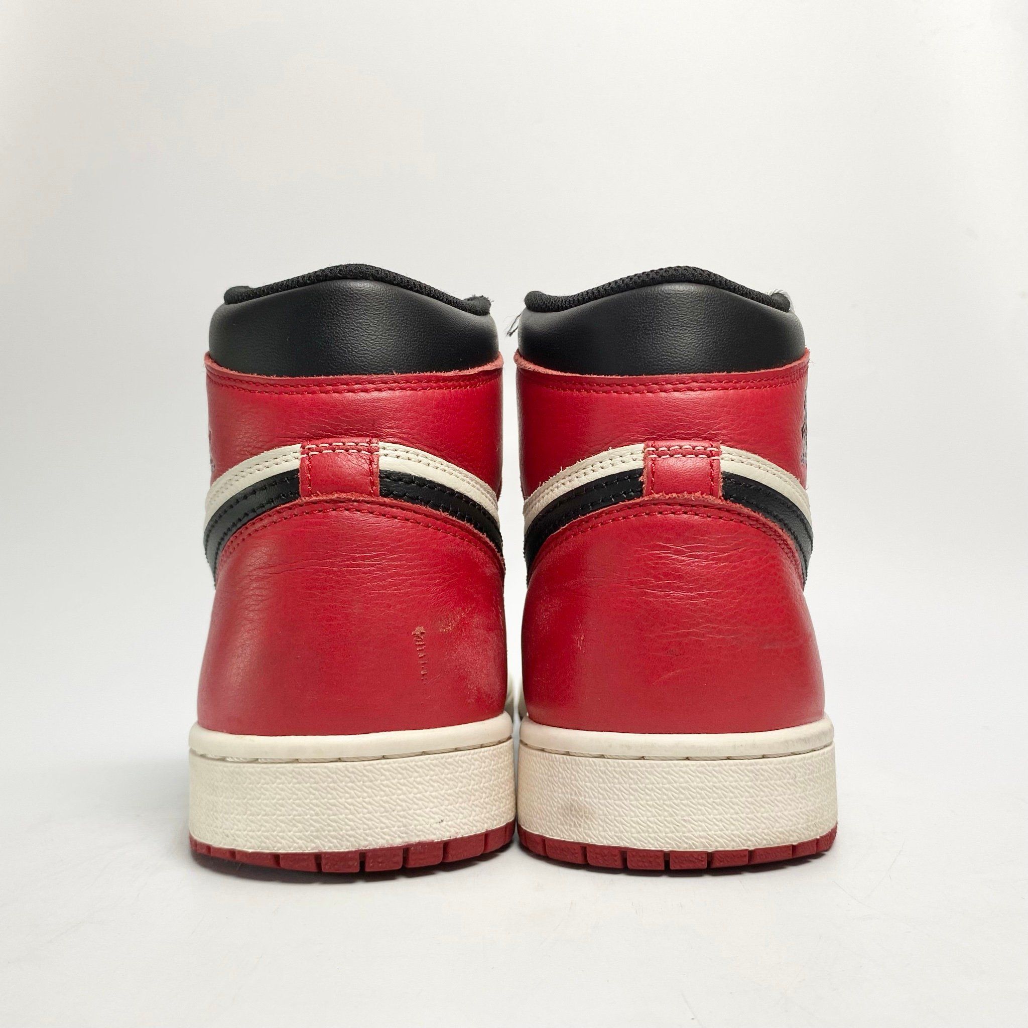 NIKE AIR JORDAN 1 RETRO HIGH BRED TOE 555088-610