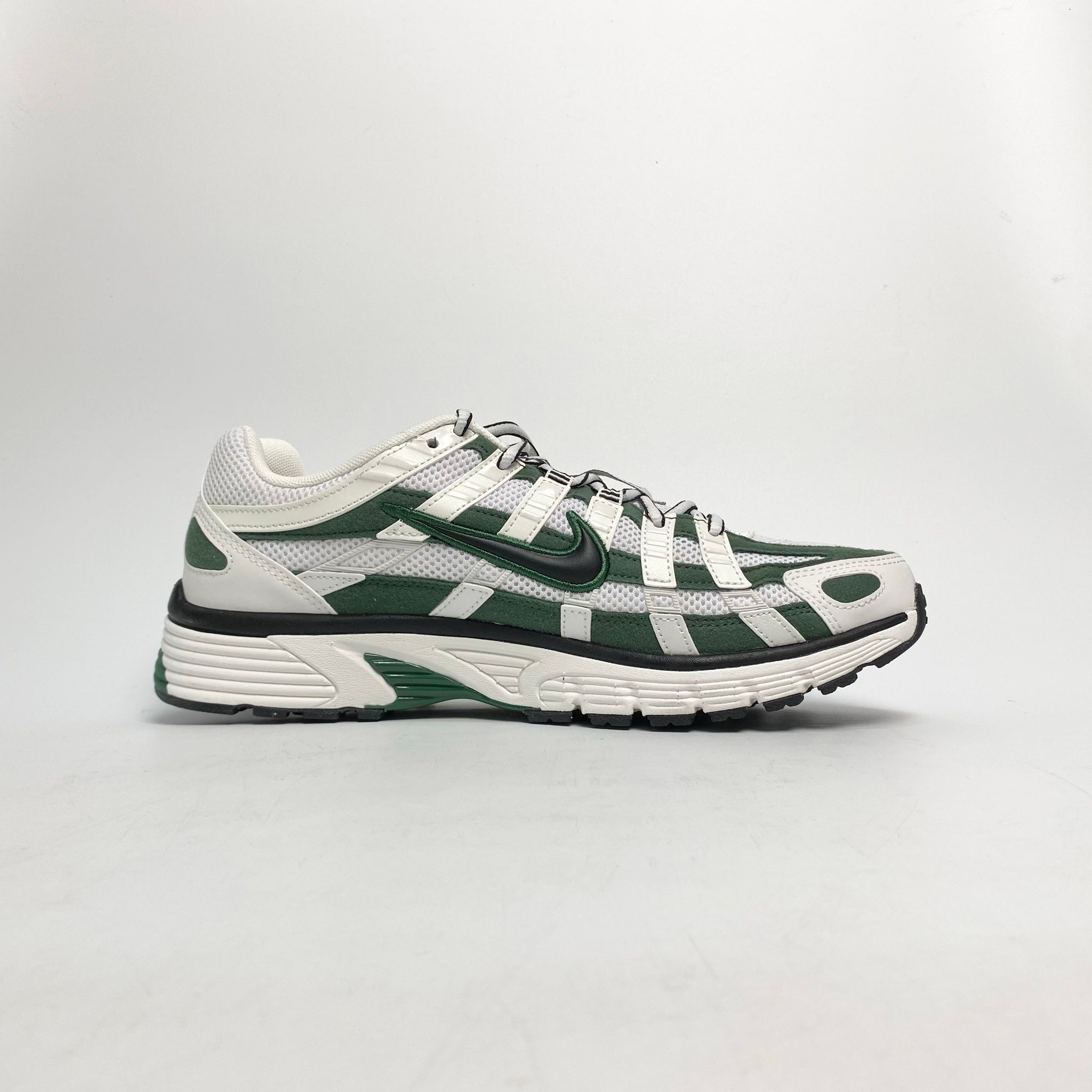 NIKE P-6000 SUMMIT WHITE & FIR HF5388-100