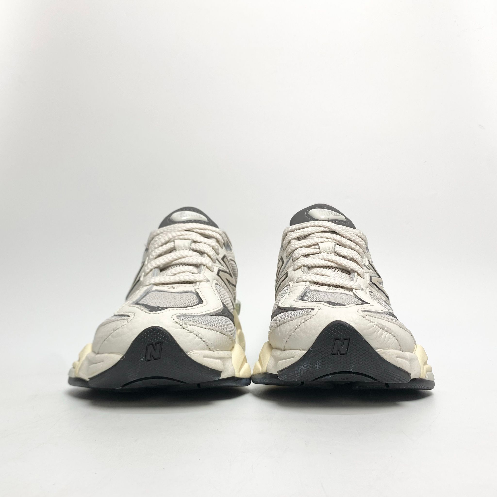 NEW BALANCE 9060 SEA SALT & CASTLEROCK U9060AGA