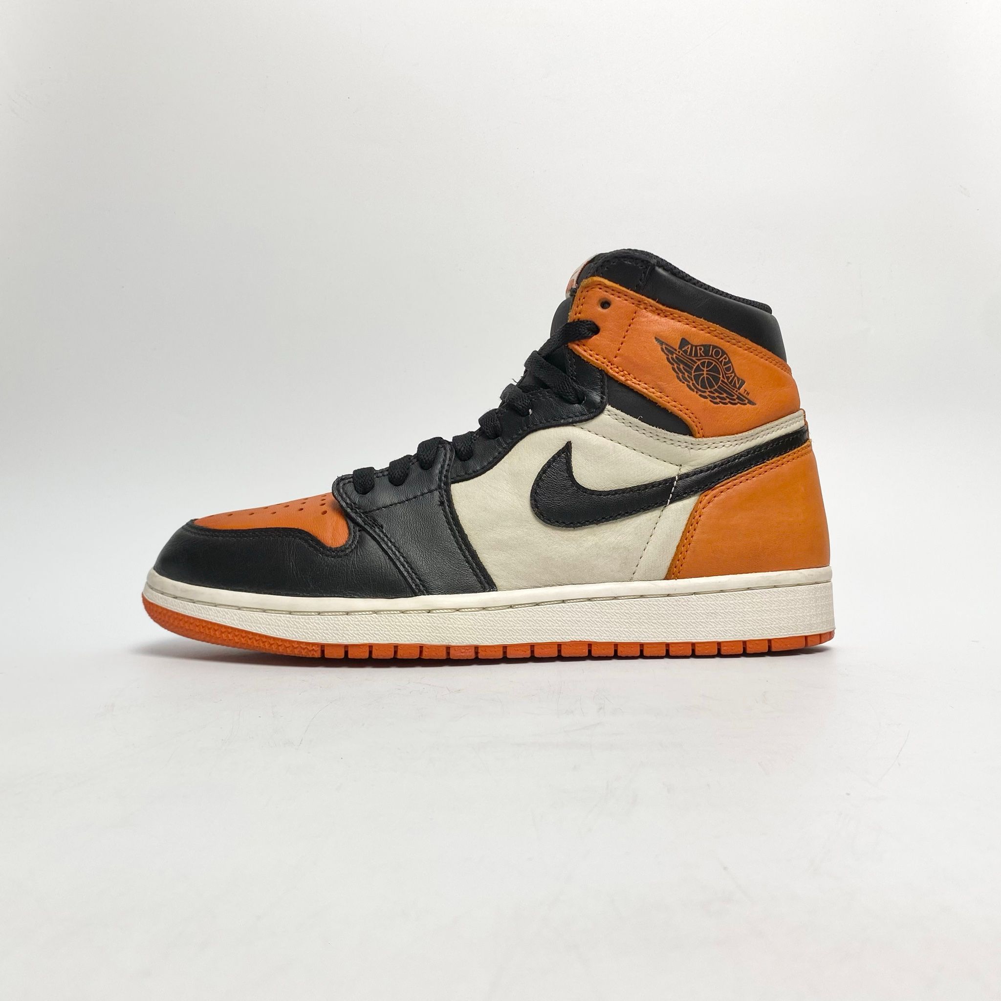 NIKE AIR JORDAN 1 RETRO SHATTERED BACKBOARD 555088-005