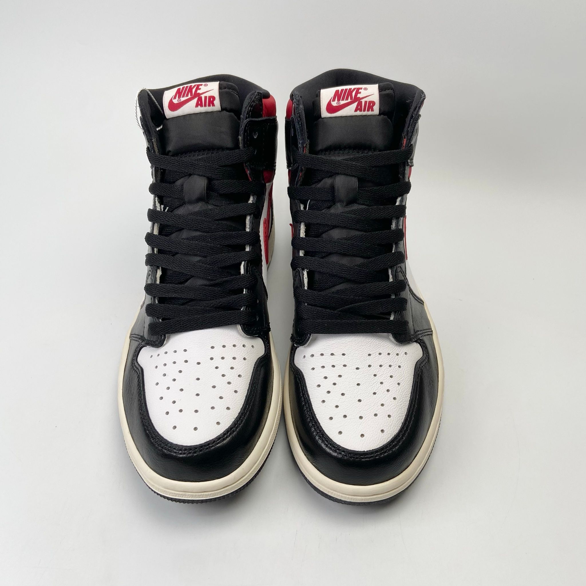 NIKE AIR JORDAN 1 RETRO HIGH OG GYM RED - 555088-061