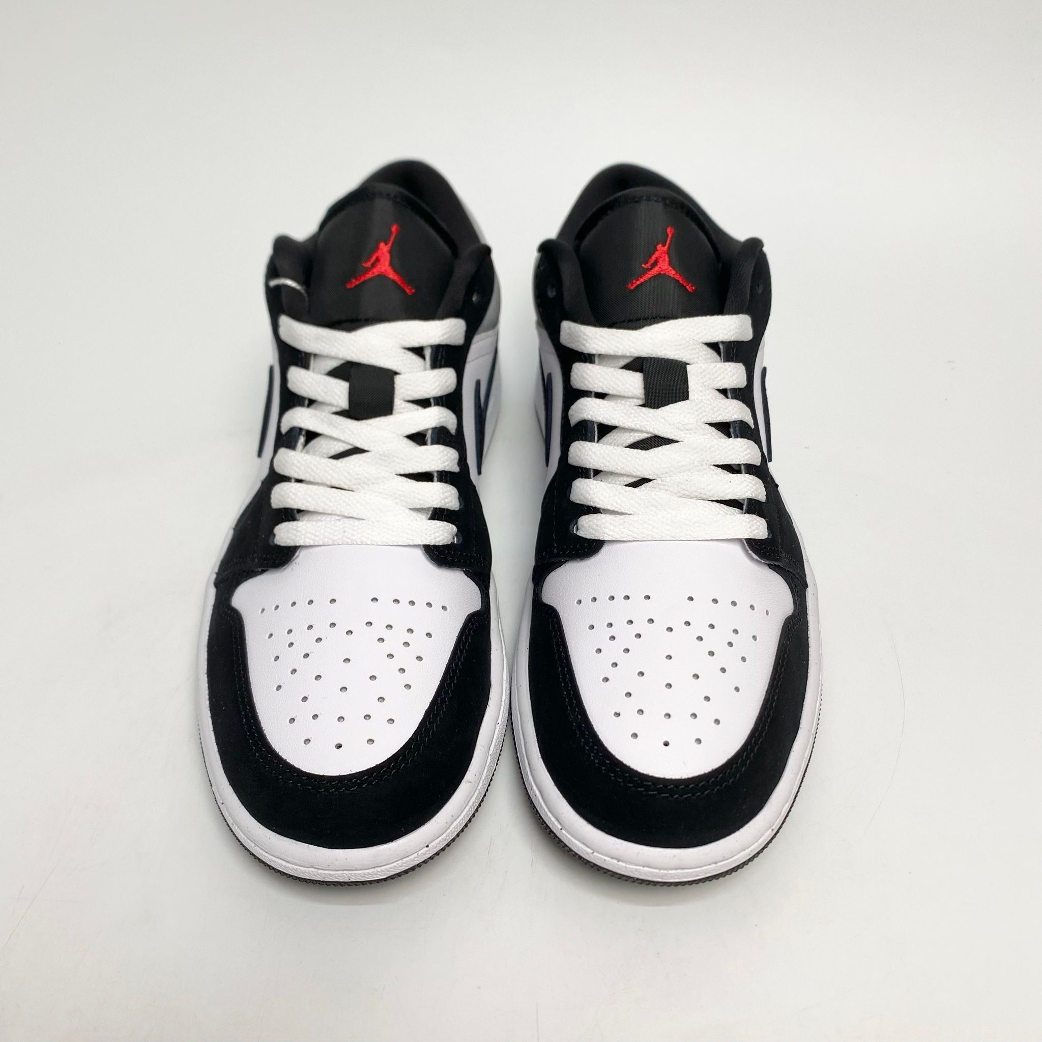 NIKE AIR JORDAN 1 LOW BLACK MATTE SILVER HF3148-106