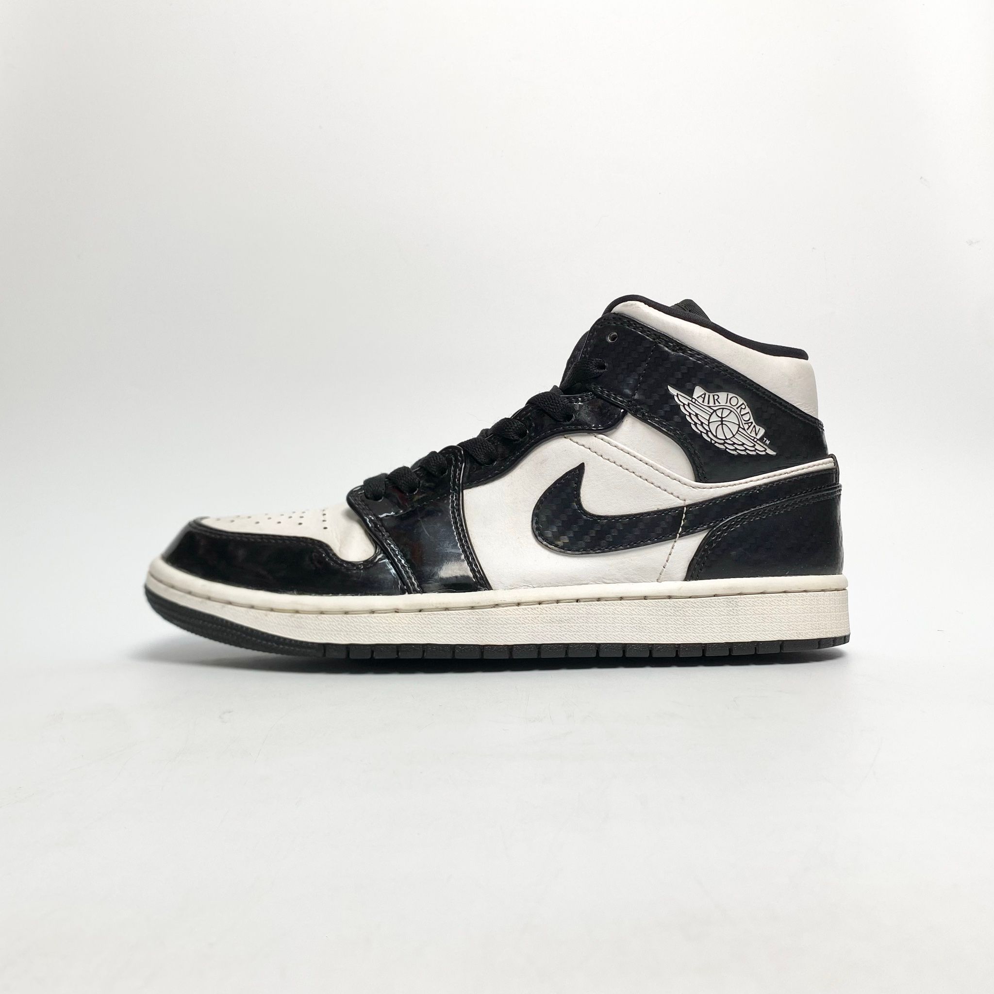 NIKE AIR JORDAN 1 MID SE CARBON FIBER DD1649-001