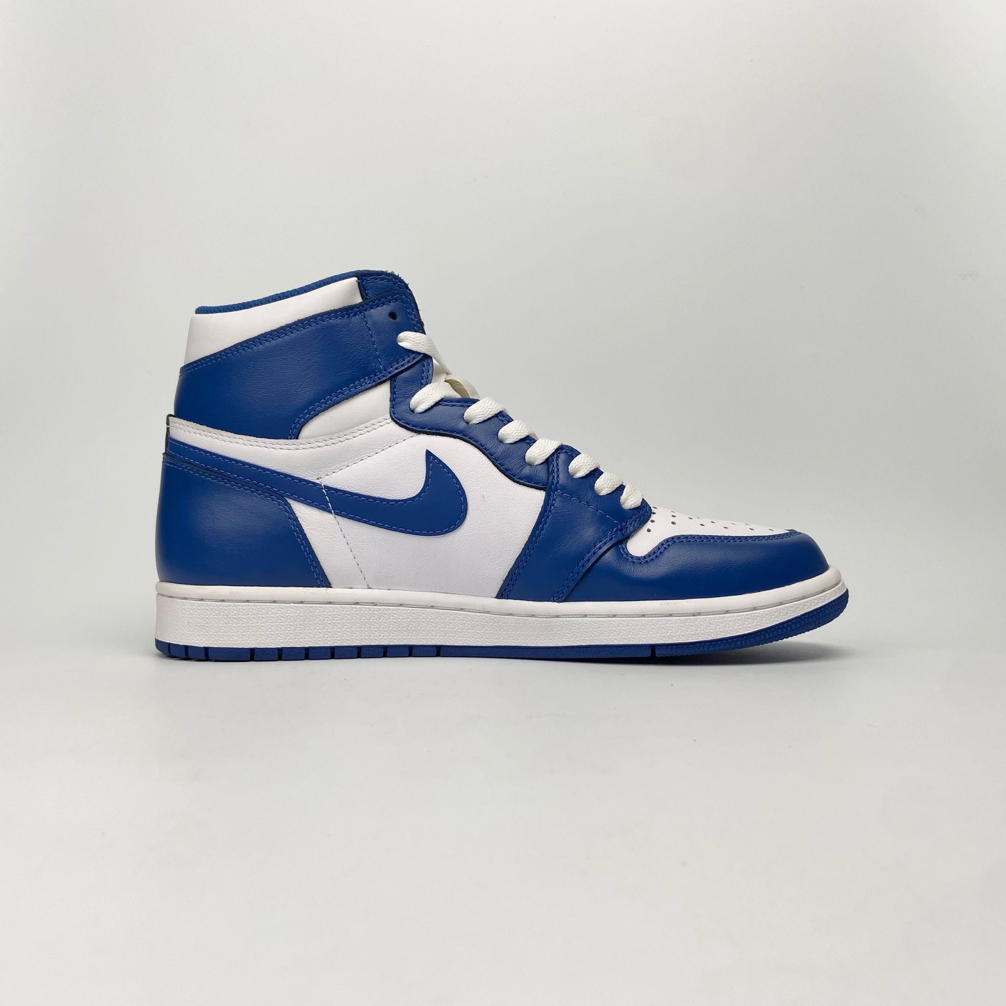 NIKE AIR JORDAN 1 RETRO HIGH OG STORM BLUE 555088-127