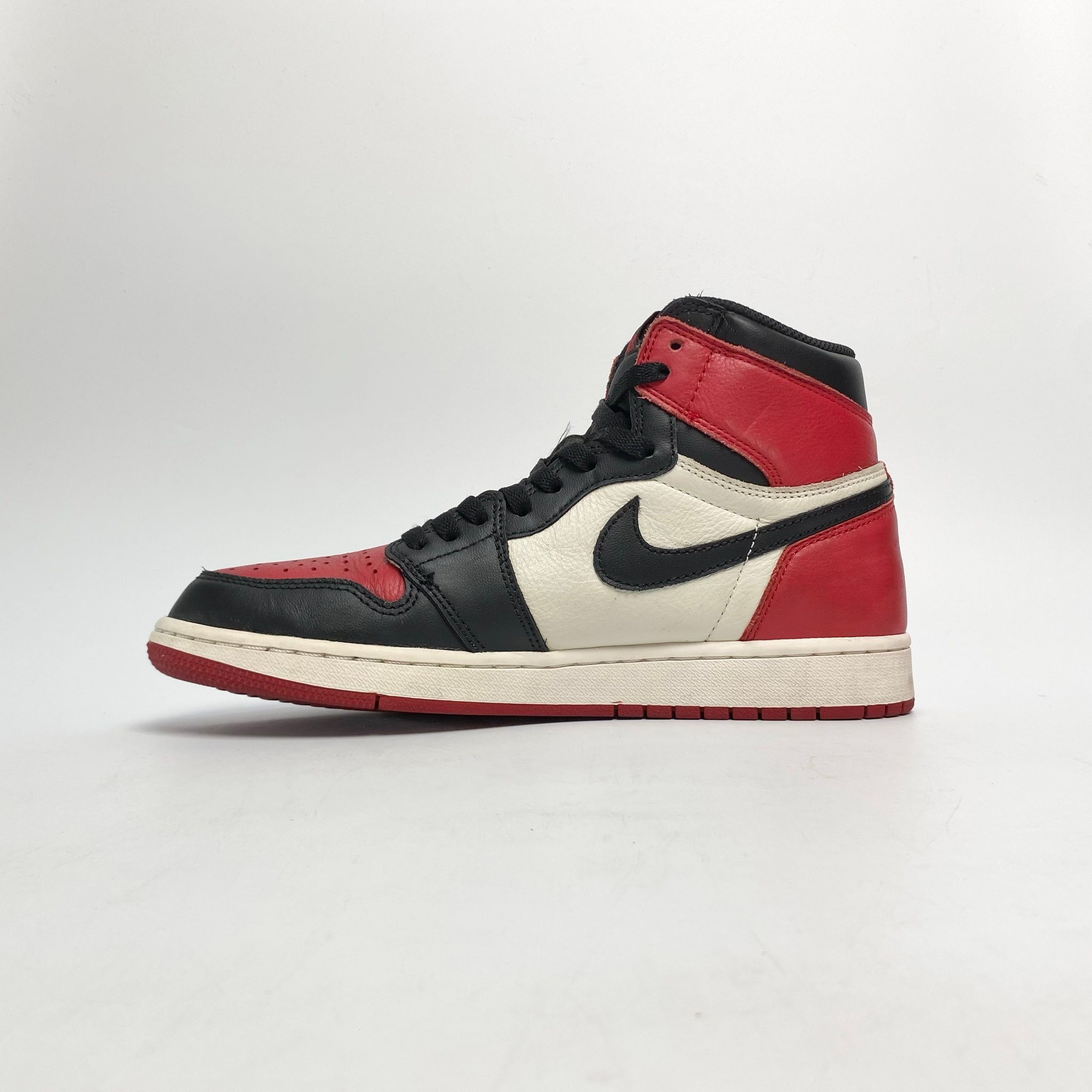 NIKE AIR JORDAN 1 RETRO HIGH BRED TOE 555088-610