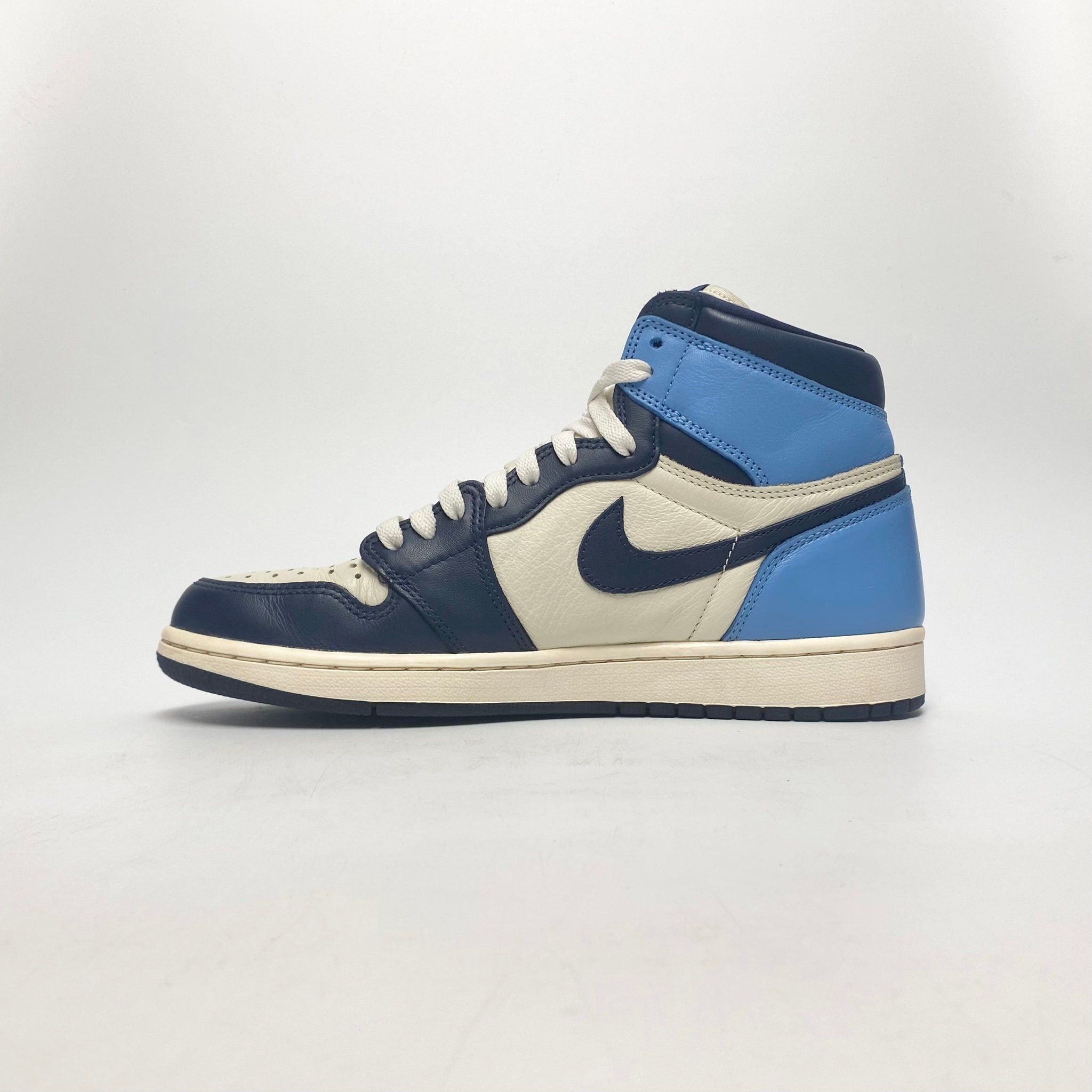 NIKE AIR JORDAN 1 RETRO HIGH OG OBSIDIAN 555088-140