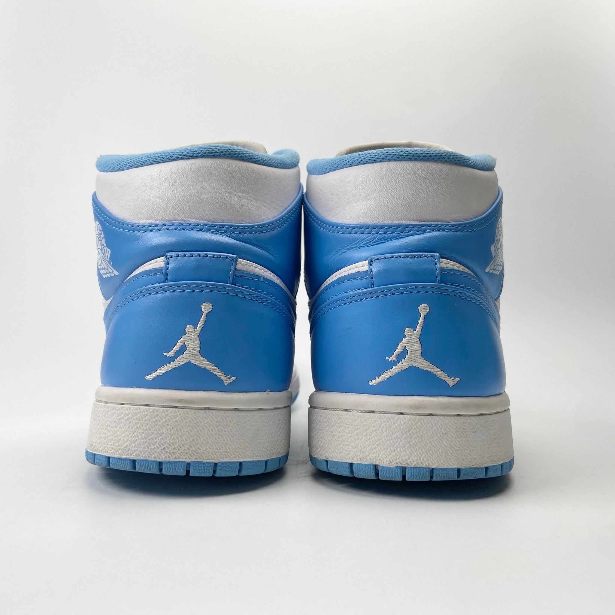 NIKE JORDAN 1 RETRO MID UNC - 554724-106