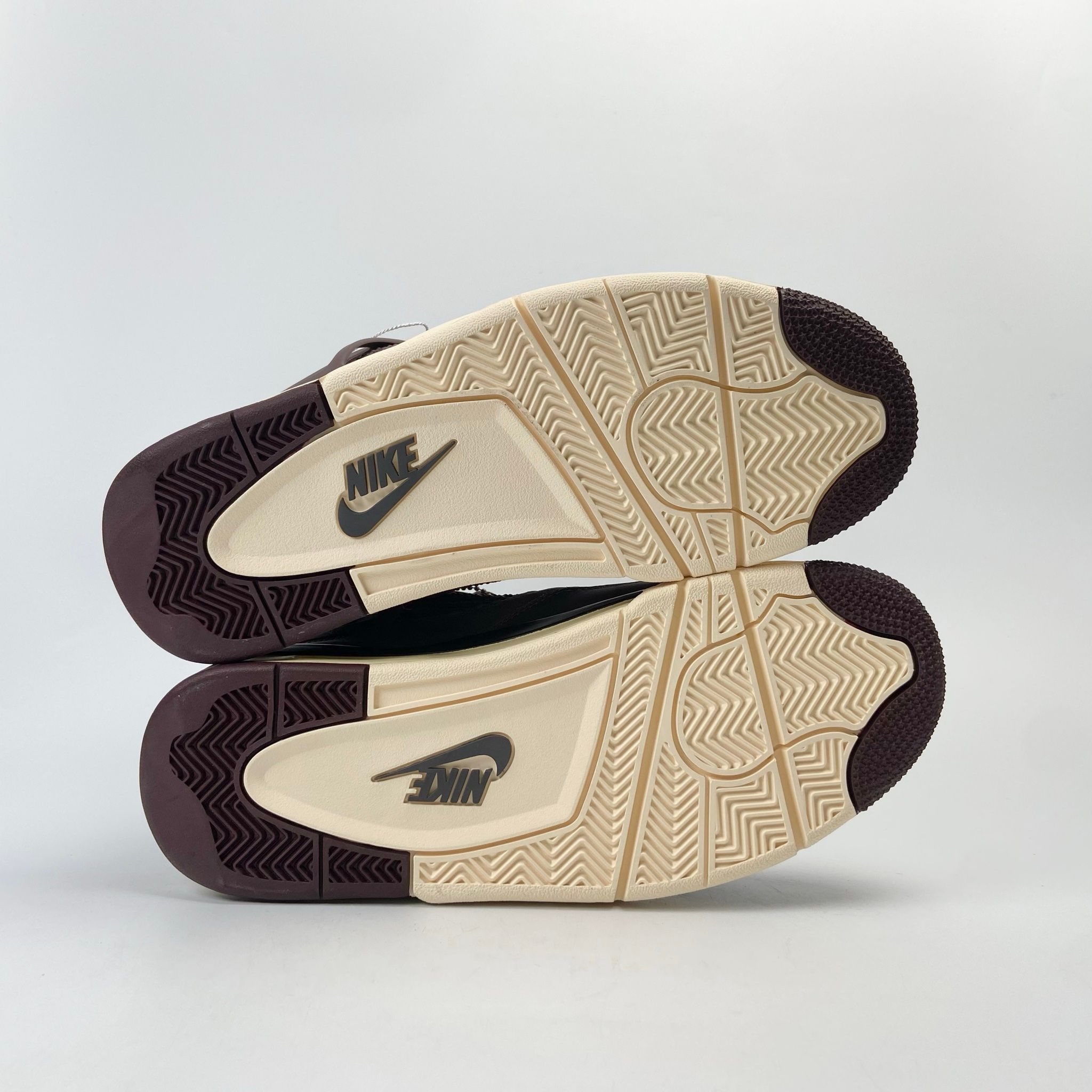 NIKE AIR JORDAN 4 RETRO A MA MANIÉRE VIOLET ORE DV6773-220