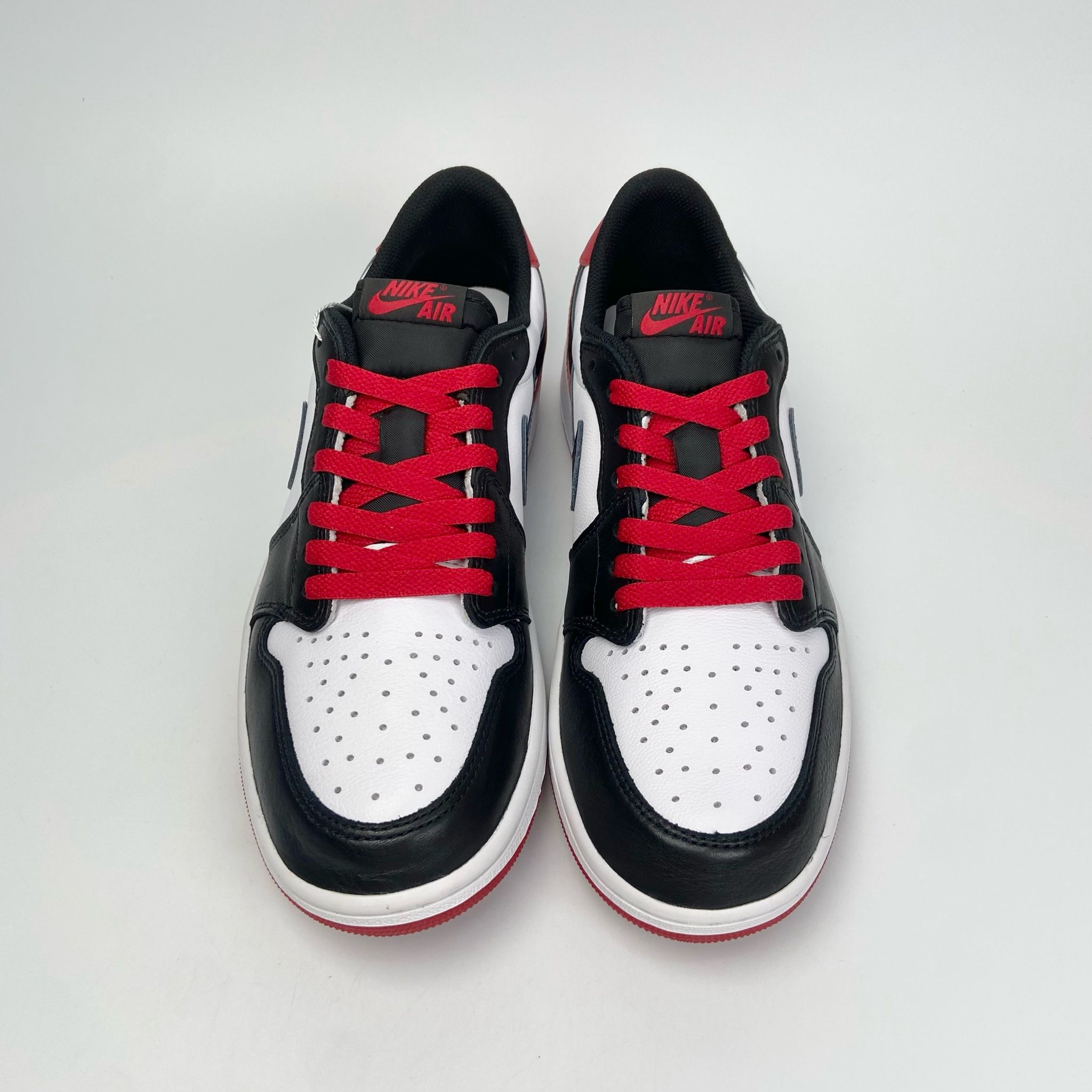 NIKE AIR JORDAN 1 RETRO LOW OG BLACK TOE CZ0790-106