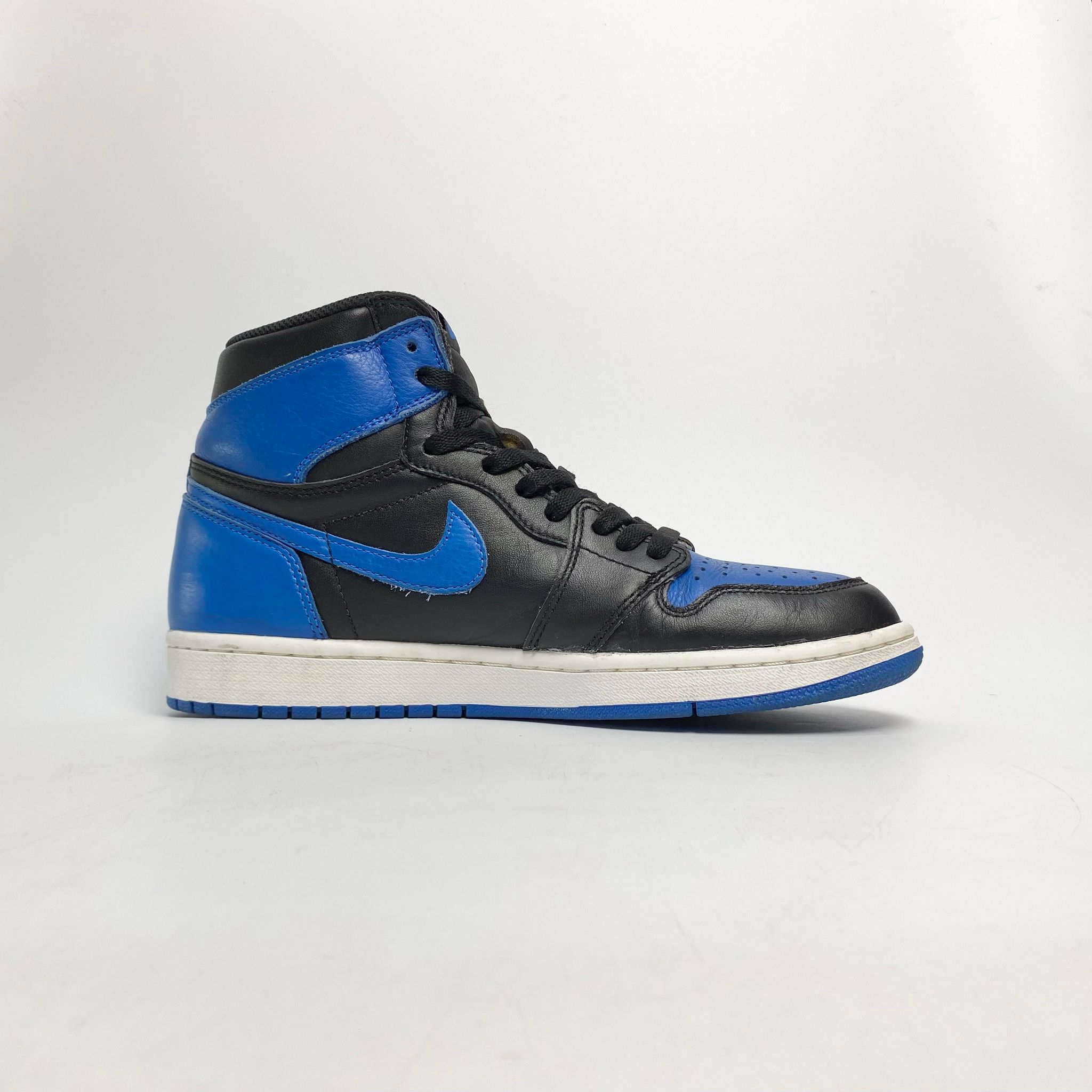 NIKE AIR JORDAN 1 RETRO ROYAL (2017) 555088-007