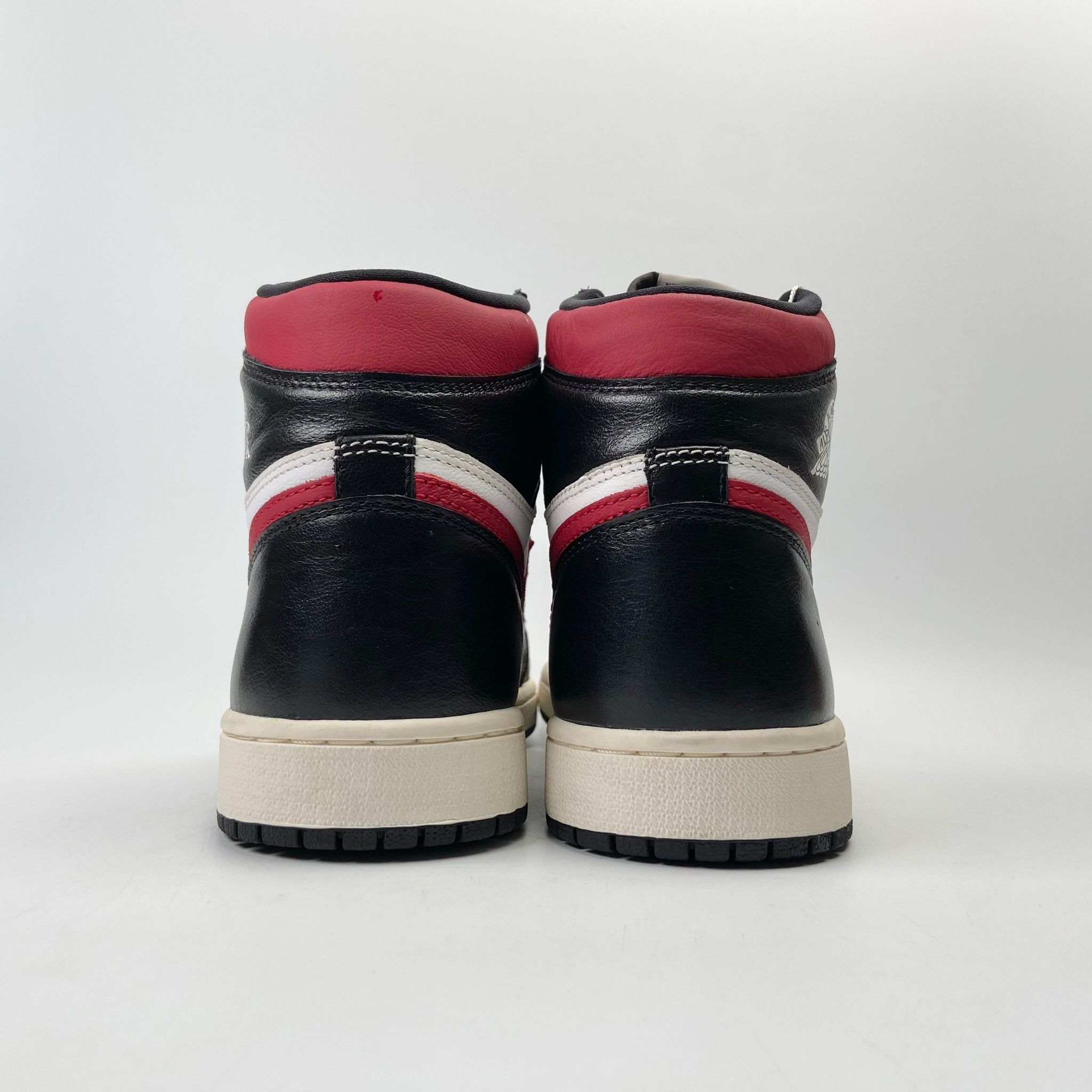 NIKE AIR JORDAN 1 RETRO HIGH OG GYM RED - 555088-061
