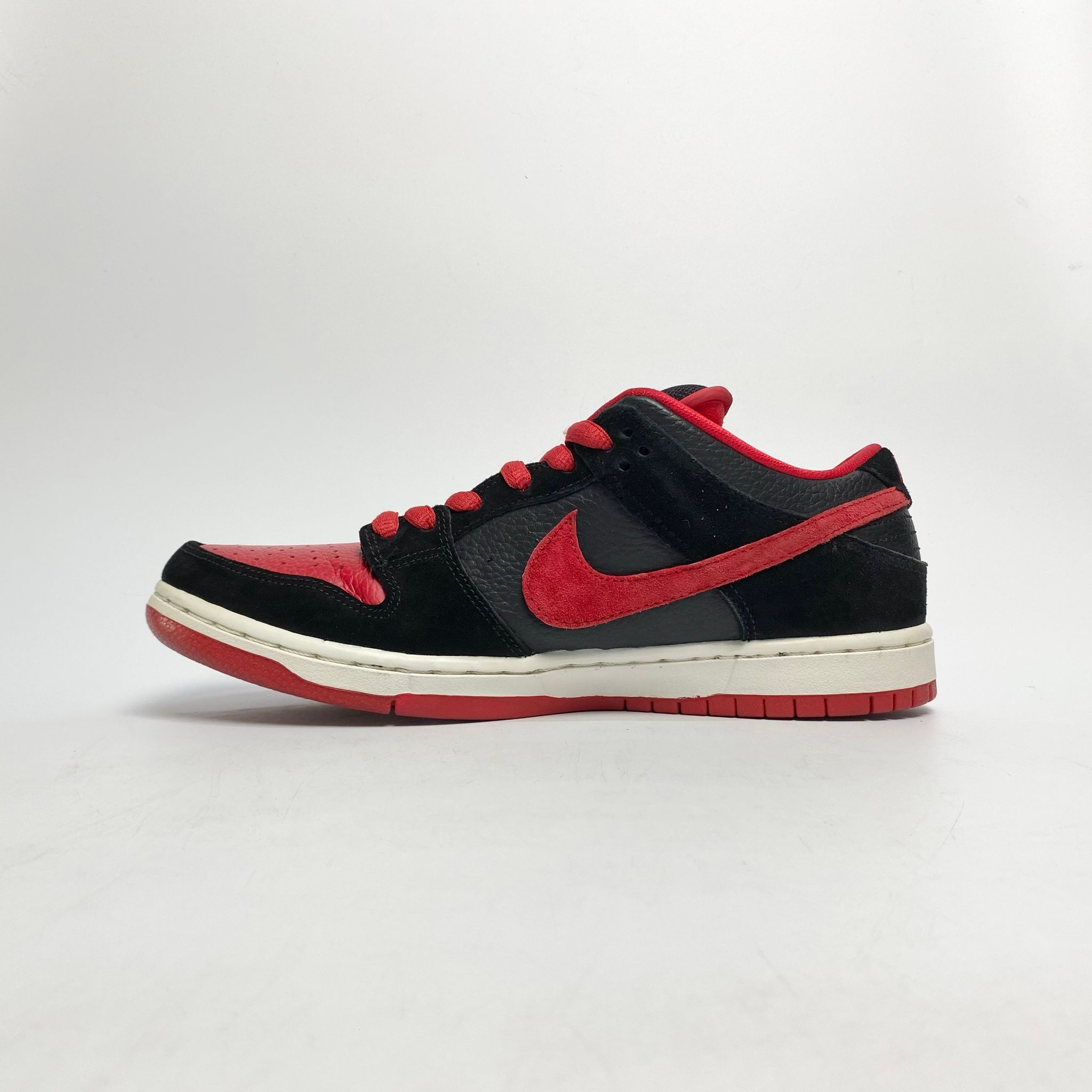 NIKE SB DUNK LOW PRO J PACK BRED 304292-039