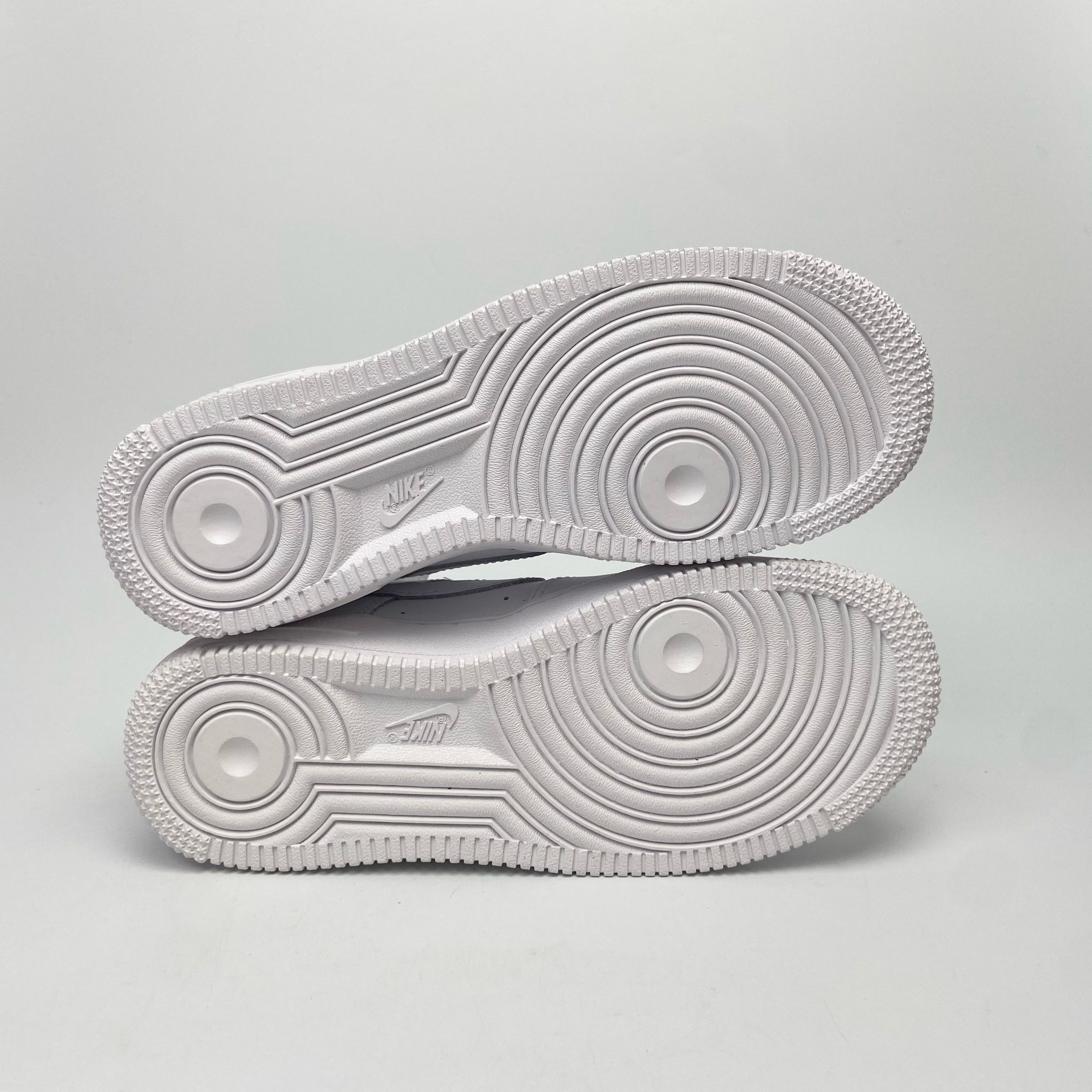 NIKE AIR FORCE 1 LOW LE GS ALL WHITE DH2920-111