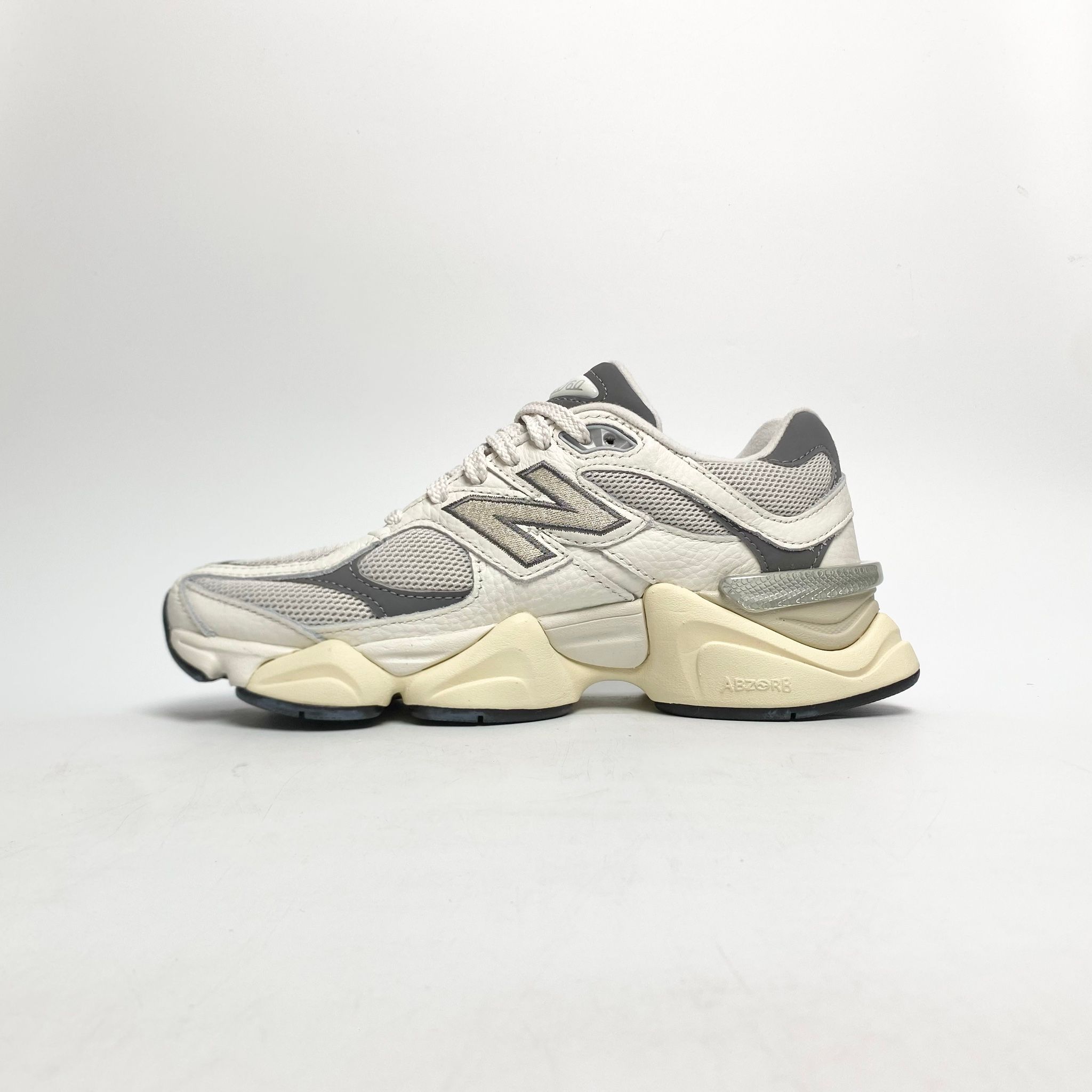 NEW BALANCE 9060 SEA SALT & CASTLEROCK U9060AGA