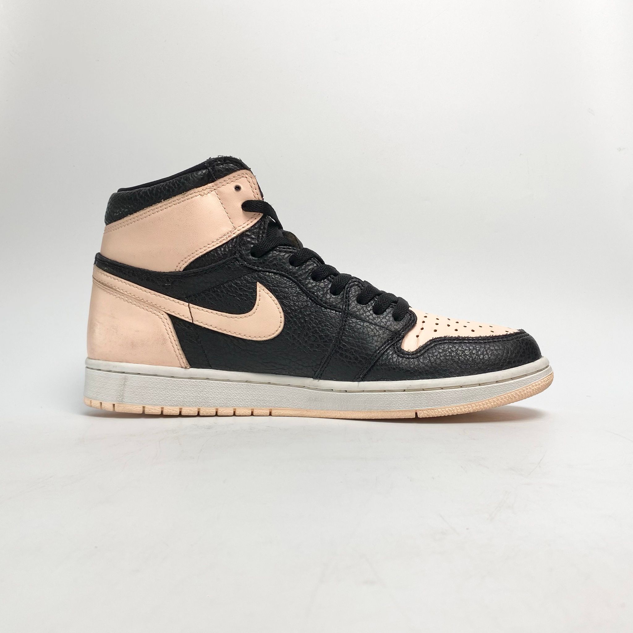 NIKE AIR JORDAN 1 RETRO HIGH OG CRIMSON TINT 555088-081