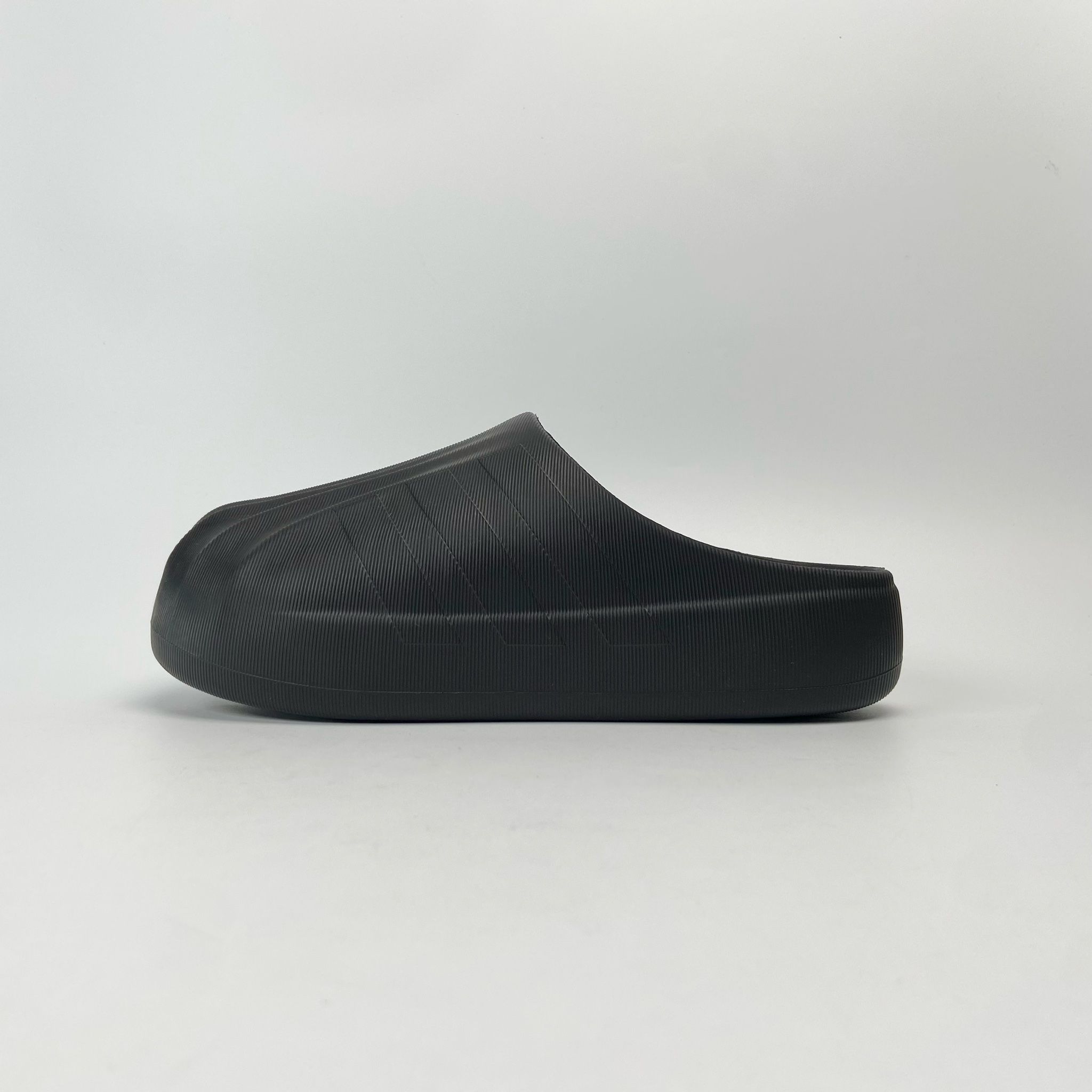 ADIDAS SUPERSTAR MULE CORE BLACK IH7787